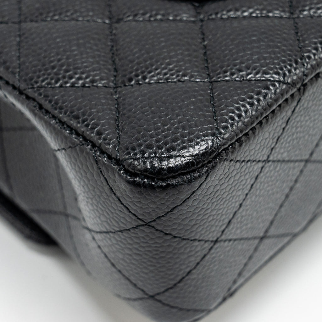 CHANEL MEDIUM CLASSIC DOUBLE FLAP BAG CAVIAR BLACK SHW (MICROCHIP)