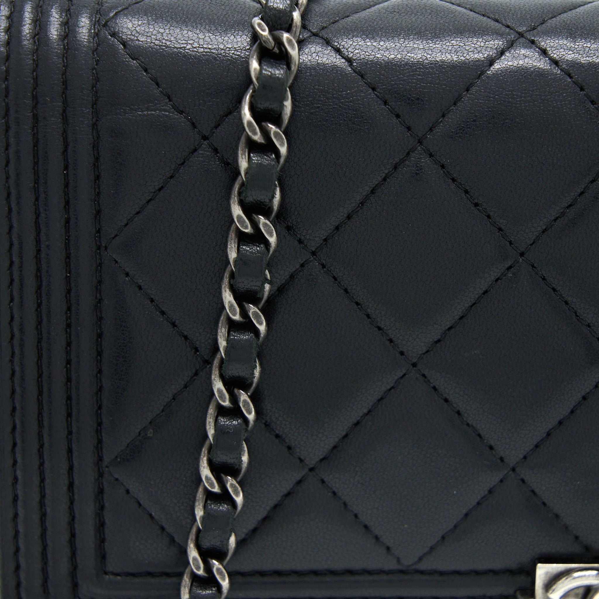CHANEL BOY WALLET ON CHAIN LAMBSKIN BLACK SHW