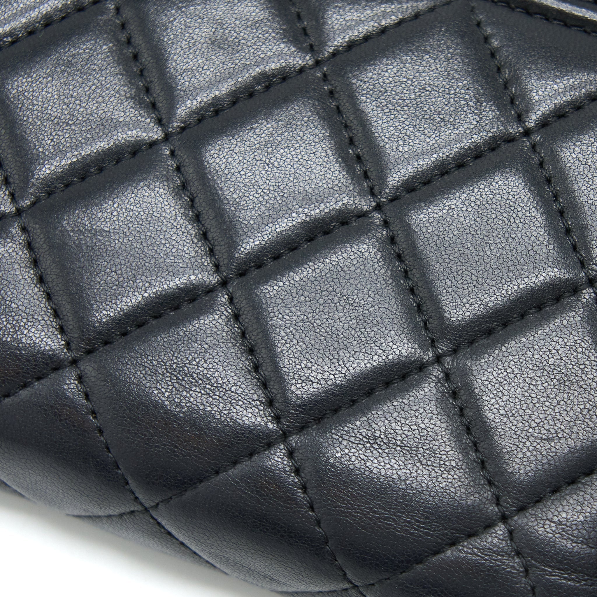 CHANEL BOY WALLET ON CHAIN LAMBSKIN BLACK SHW
