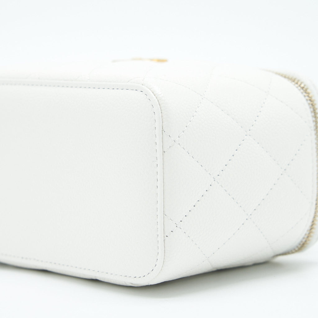 CHANEL 22S LOGO TOP HANDLE LONG VANITY WITH CHAIN CAVIAR WHITE GHW