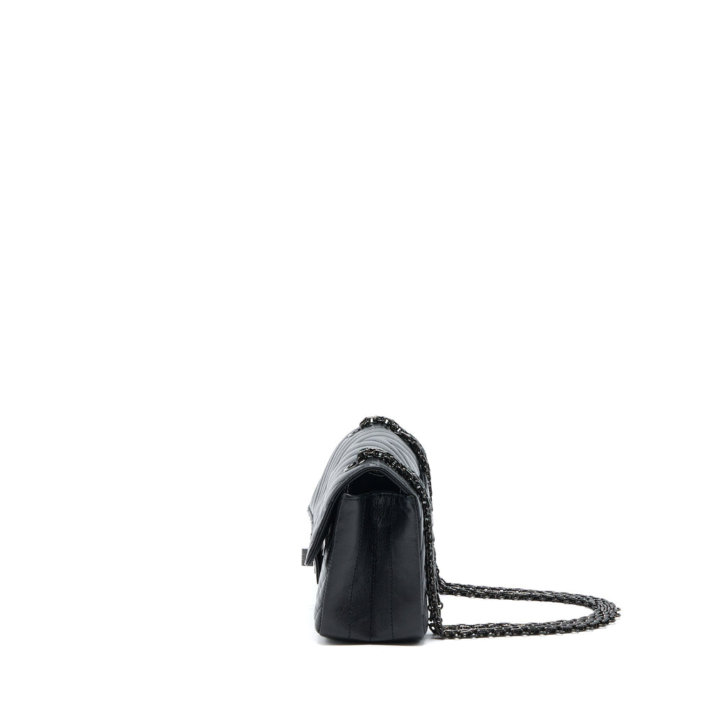 CHANEL MINI 2.55 REISSUE CHEVRON CALFSKIN SO BLACK