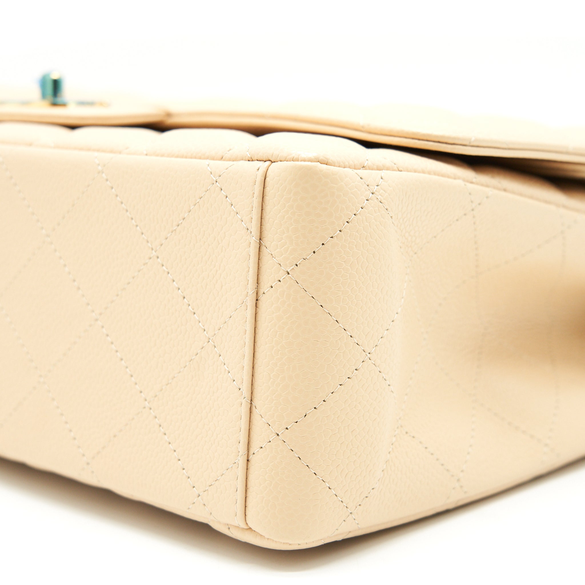 CHANEL MAXI CLASSIC DOUBLE FLAP BAG CAVIAR BEIGE GHW