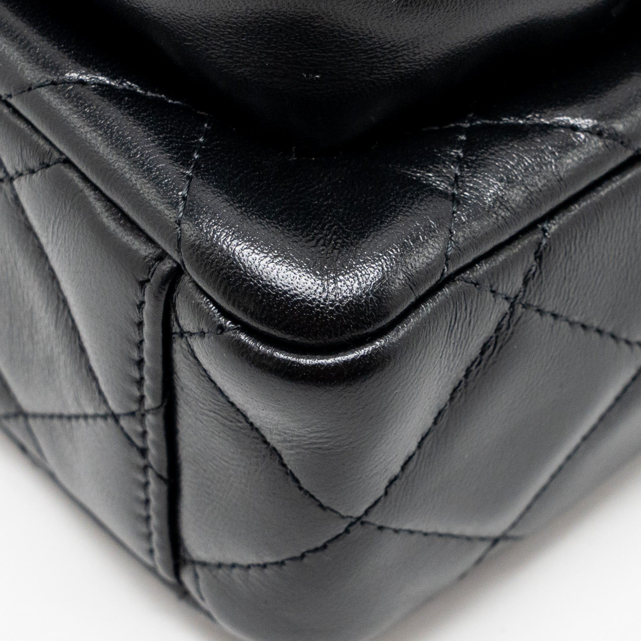CHANEL 25C CAMERA BAG SHINY LAMBSKIN BLACK LGHW (MICROCHIP)