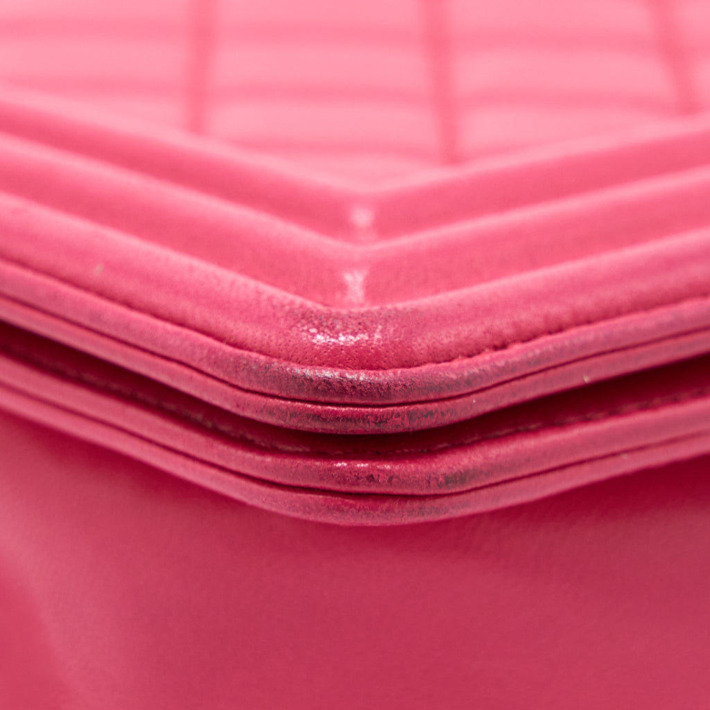 CHANEL MEDIUM BOY BAG LAMBSKIN PINK GHW