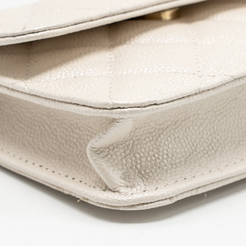 CHANEL JEWELLERY CC MINI FLAP CLUTCH WITH CHAIN CAVIAR PEARLY WHITE LGHW (MICROCHIP)