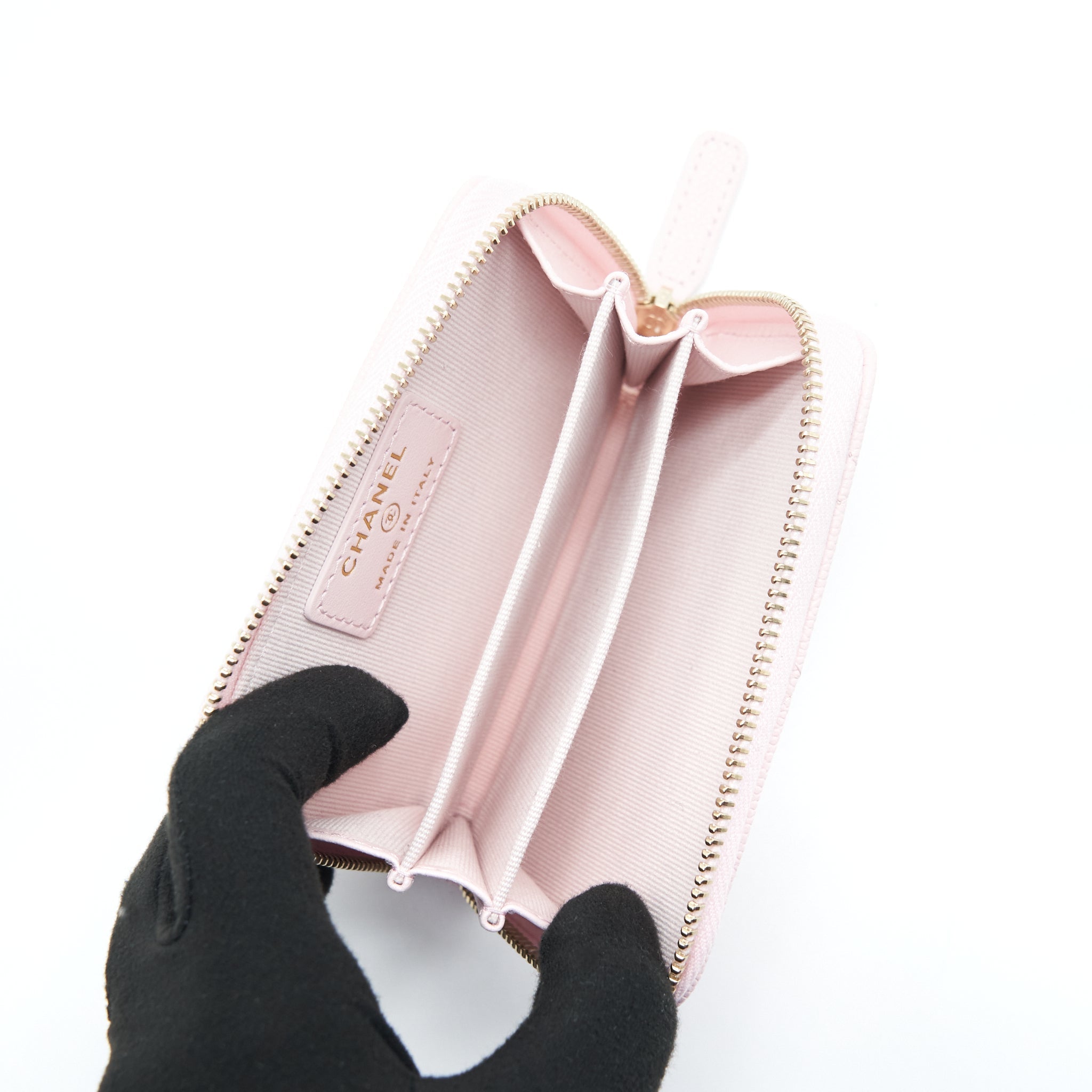 CHANEL ZIP CARD HOLDER CAVIAR LIGHT PINK LGHW