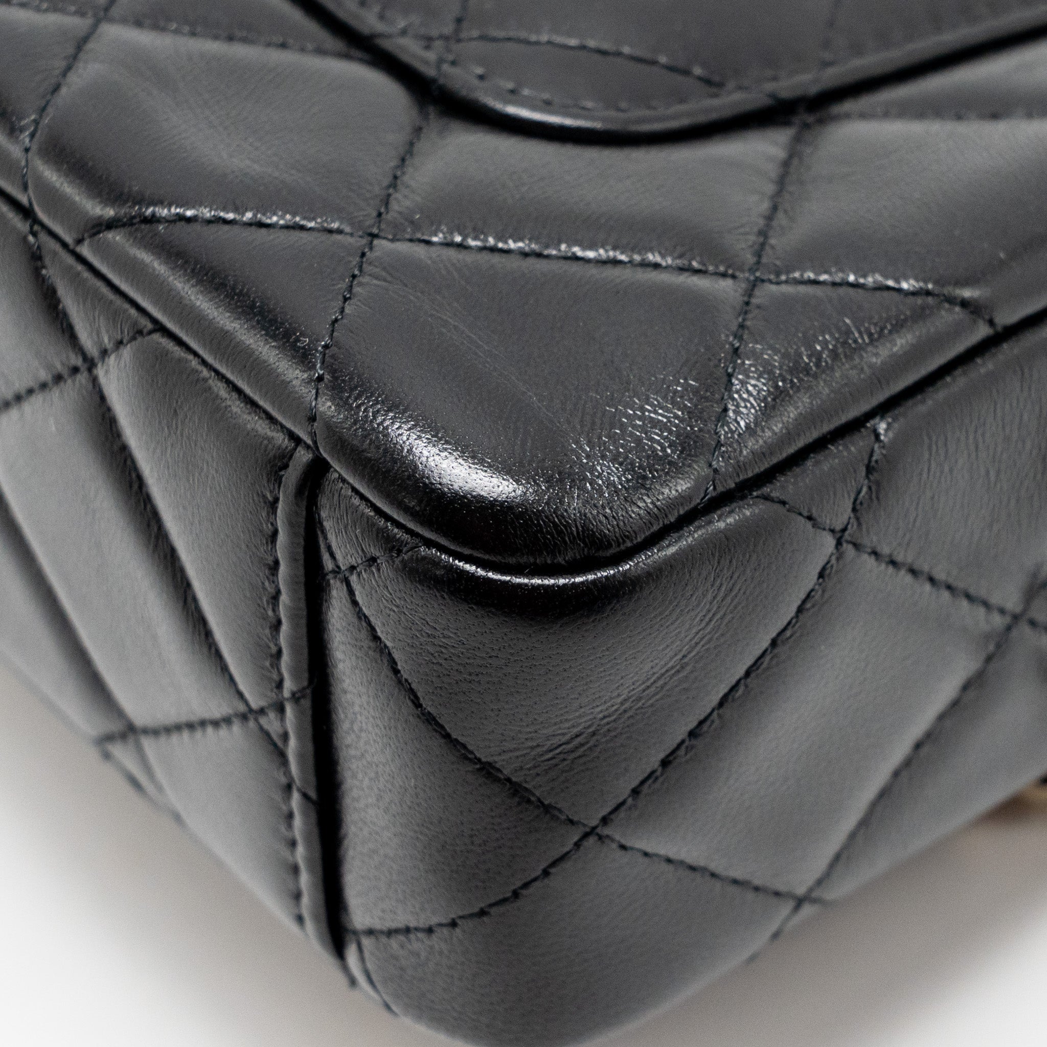 CHANEL 25C CAMERA BAG SHINY LAMBSKIN BLACK LGHW (MICROCHIP)