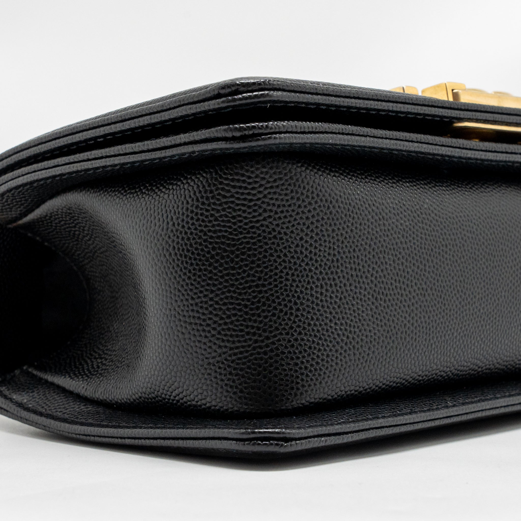 CHANEL SMALL BOY BAG CAVIAR BLACK GHW (MICROCHIP)