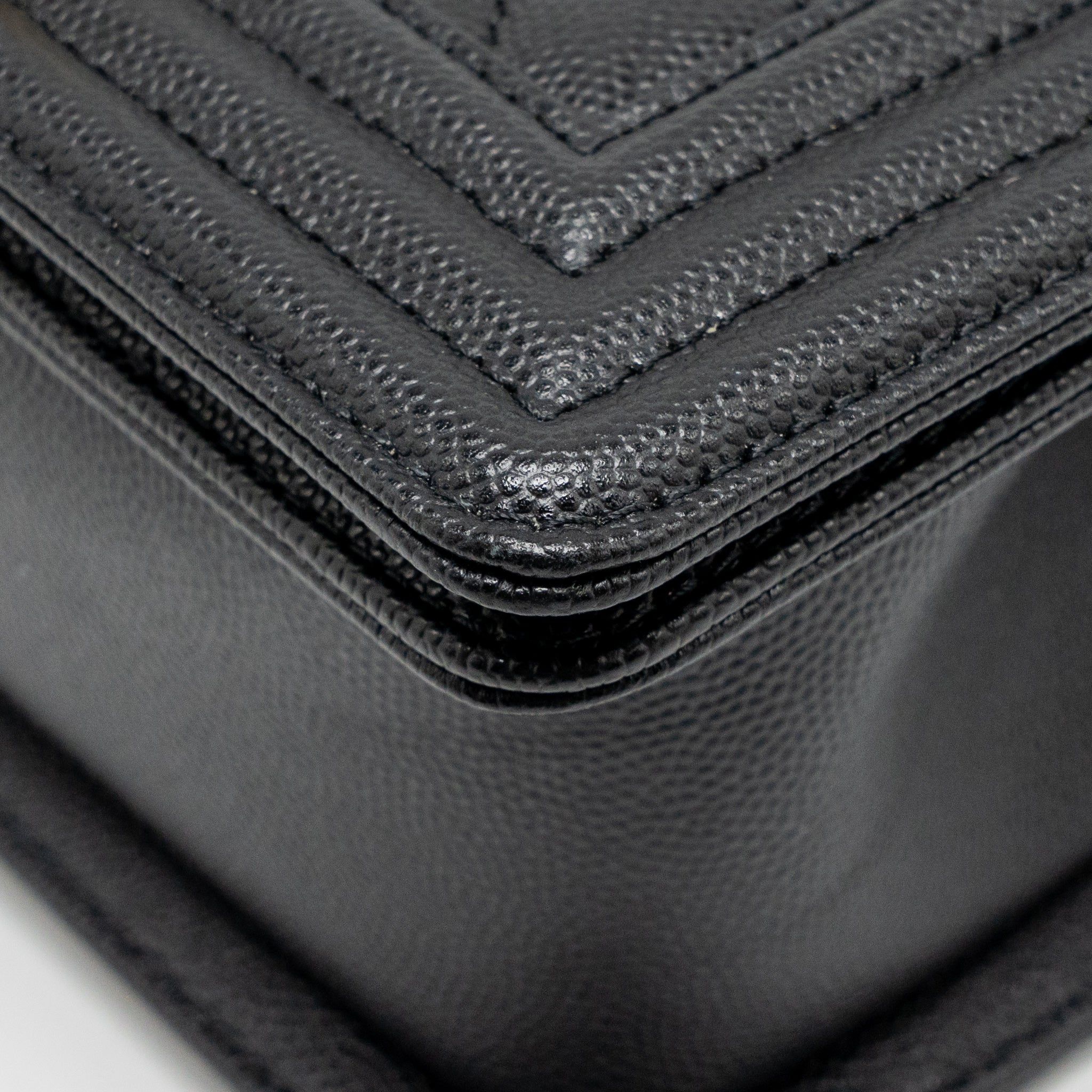 CHANEL SMALL BOY BAG CAVIAR BLACK GHW (MICROCHIP)