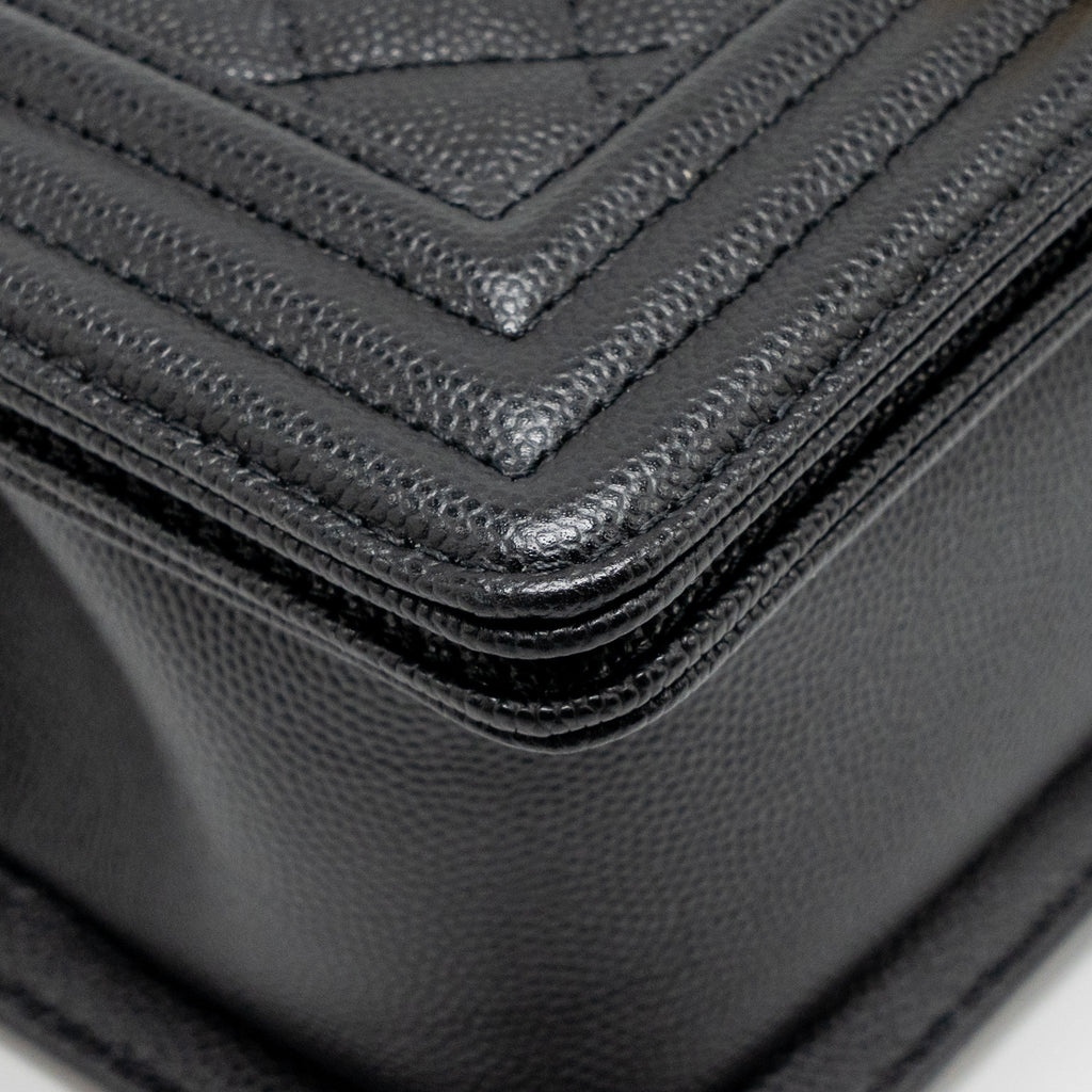 CHANEL SMALL BOY BAG CAVIAR BLACK GHW (MICROCHIP)