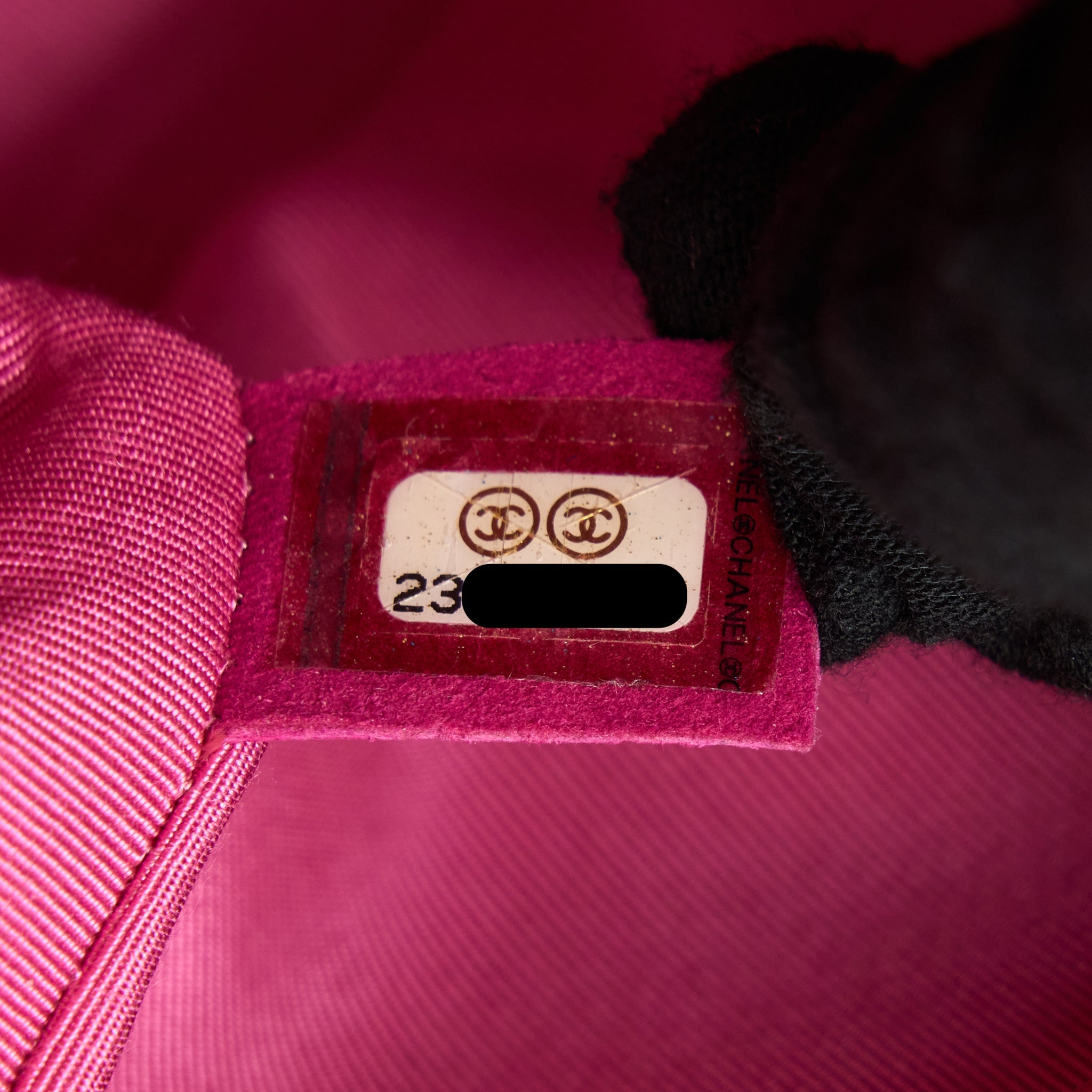 CHANEL MEDIUM BOY BAG LAMBSKIN PINK GHW