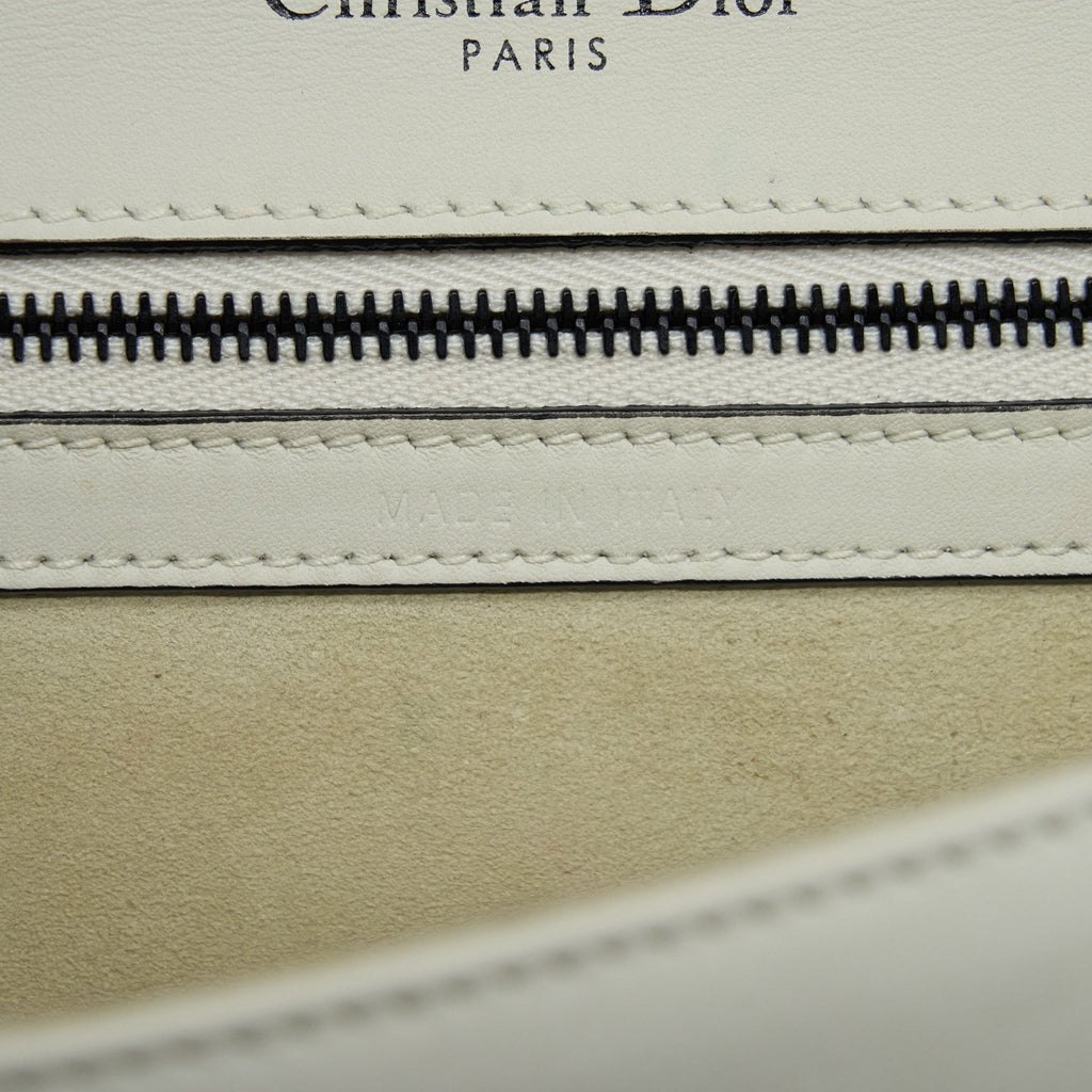 DIOR SMALL STUDDED DIORAMA WHITE WITH BLACK HARDWARE