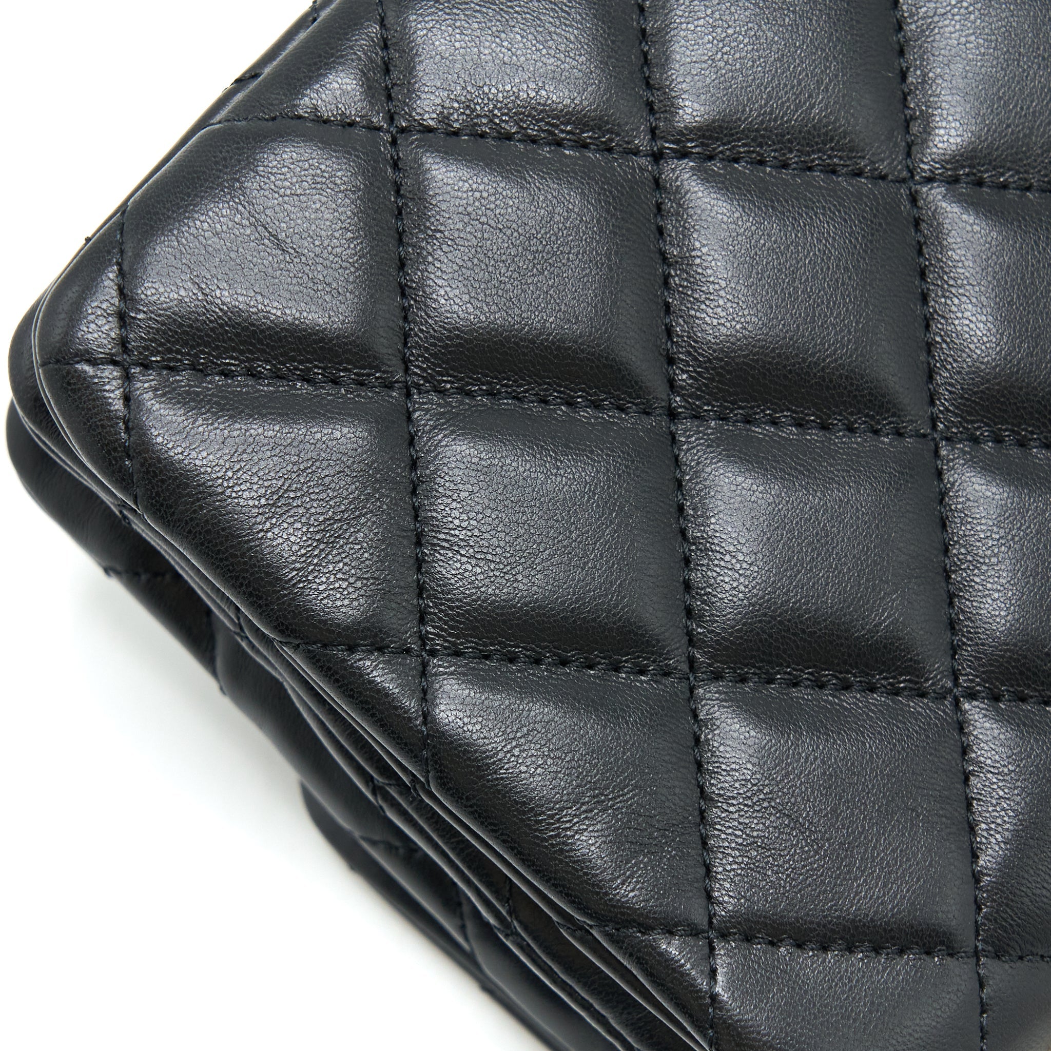 CHANEL 22K GOLD PILLAR ADJUSTABLE CHAIN FLAP BAG LAMBSKIN BLACK BRUSHED GHW (MICROCHIP)