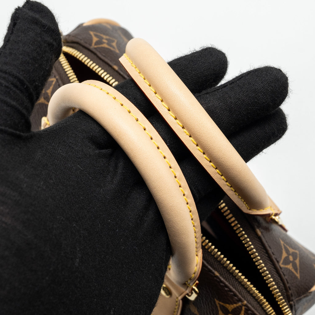 LOUIS VUITTON SPEEDY BANDOULIERE 20 MONOGRAM CANVAS BLACK STRAP GHW