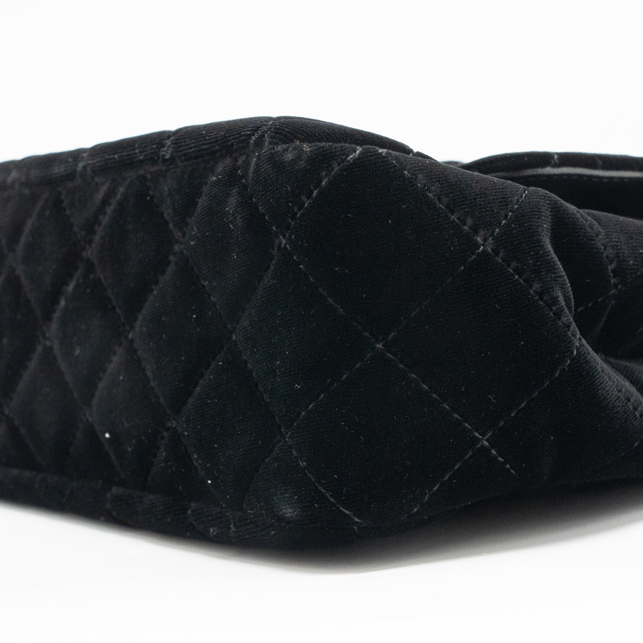 CHANEL 23B HOBO BAG VELVET BLACK GHW (MICROCHIP)