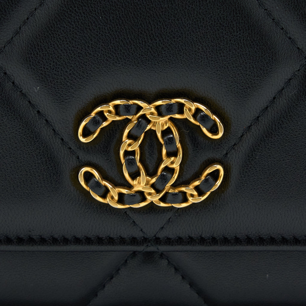 CHANEL 19 WALLET ON CHAIN LAMBSKIN BLACK MULTICOLOUR HARDWARE (MICROCHIP)