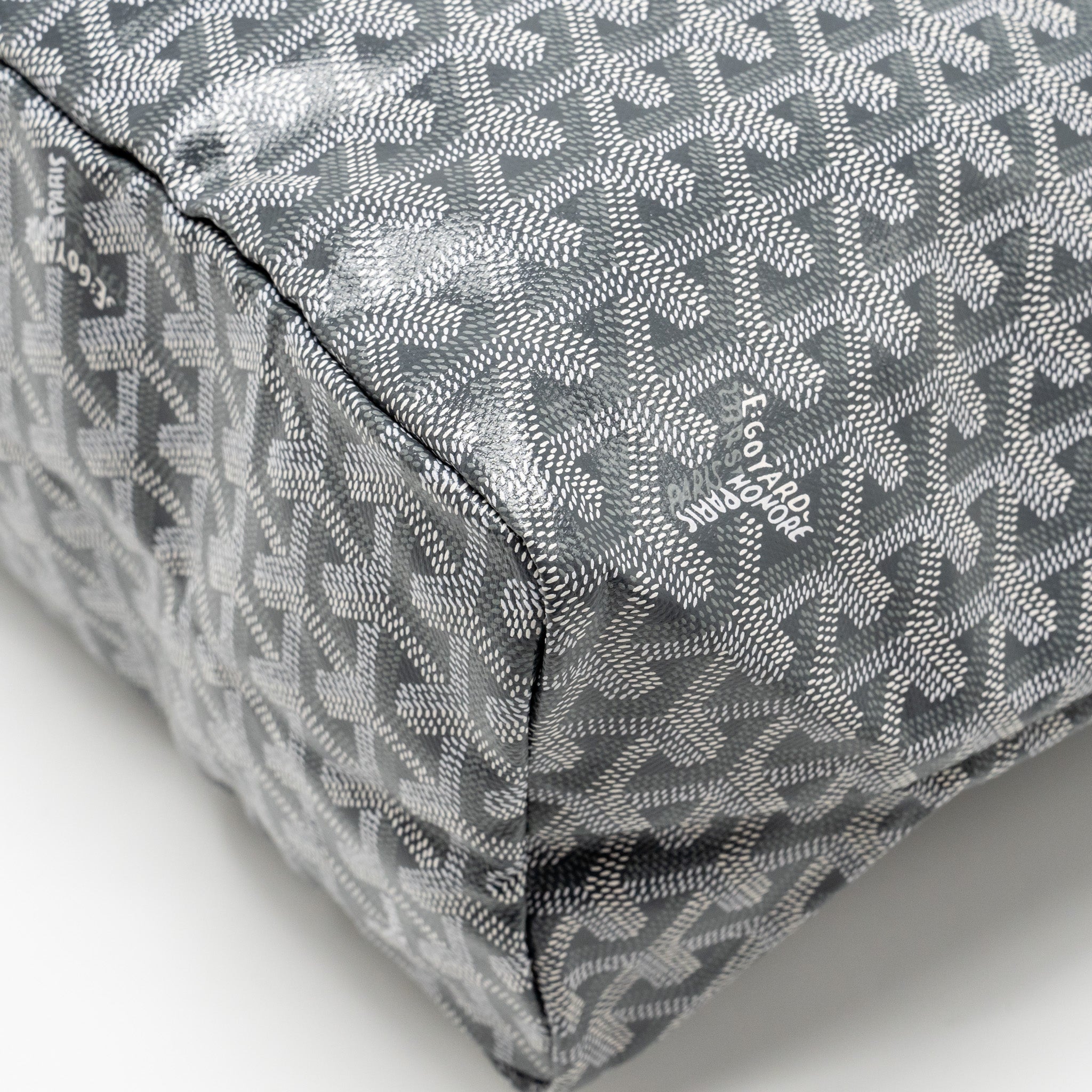 GOYARD SAINT LOUIS PM TOTE GOYARDINE CANVAS / CALFSKIN GREY