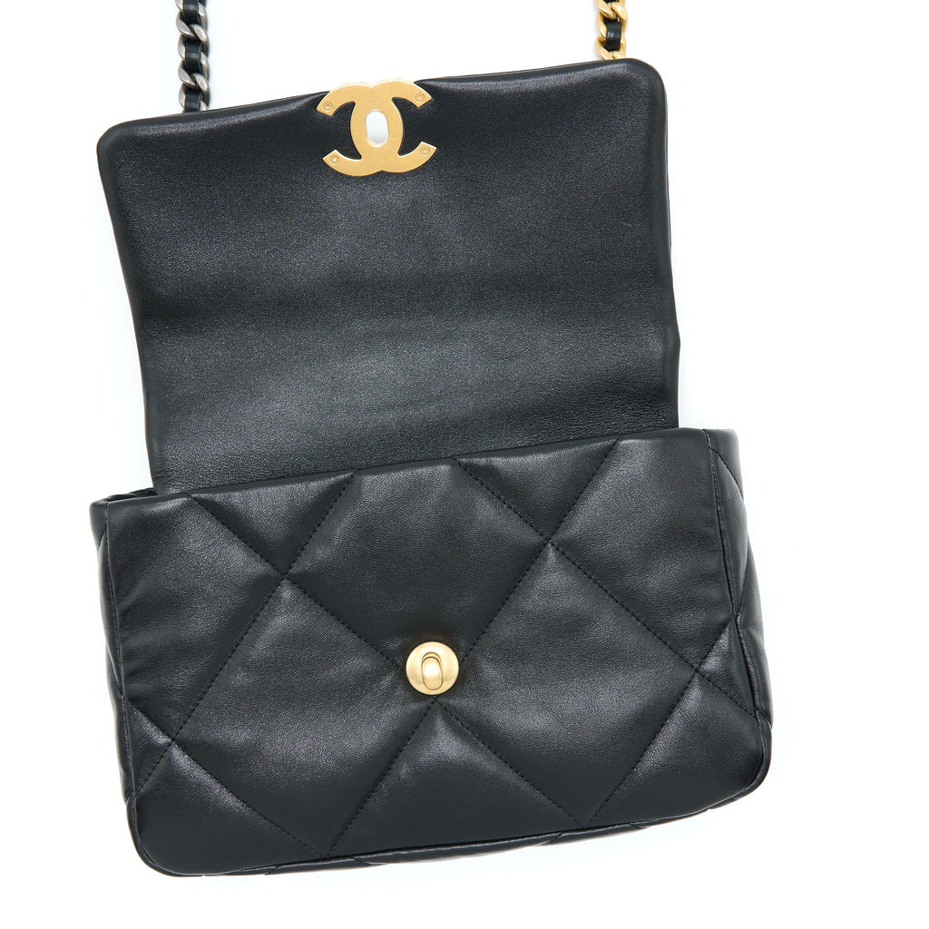 CHANEL SMALL 19 BAG LAMBSKIN BLACK WITH MULTICOLOUR HARDWARE (MICROCHIP)