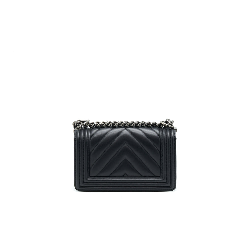 CHANEL SMALL CHEVRON LEBOY BAG CALFSKIN BLACK WITH SHW