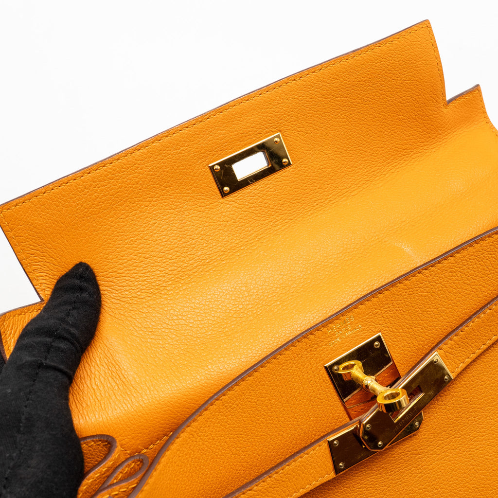 HERMES KELLY 28 EVECOLOR APRICOT GHW