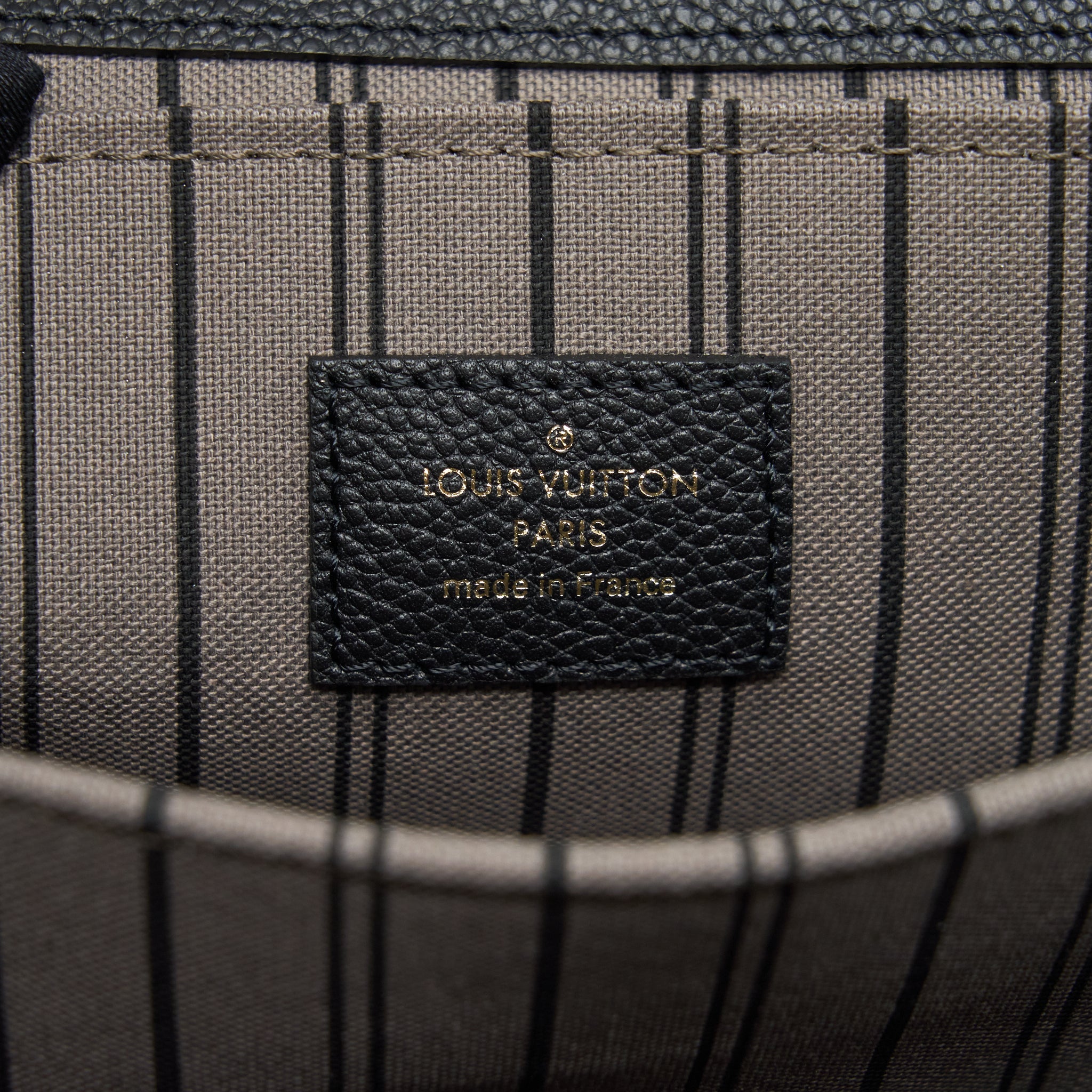 LOUIS VUITTON POCHETTE MÉTIS MONOGRAM EMPREINTE BLACK GHW