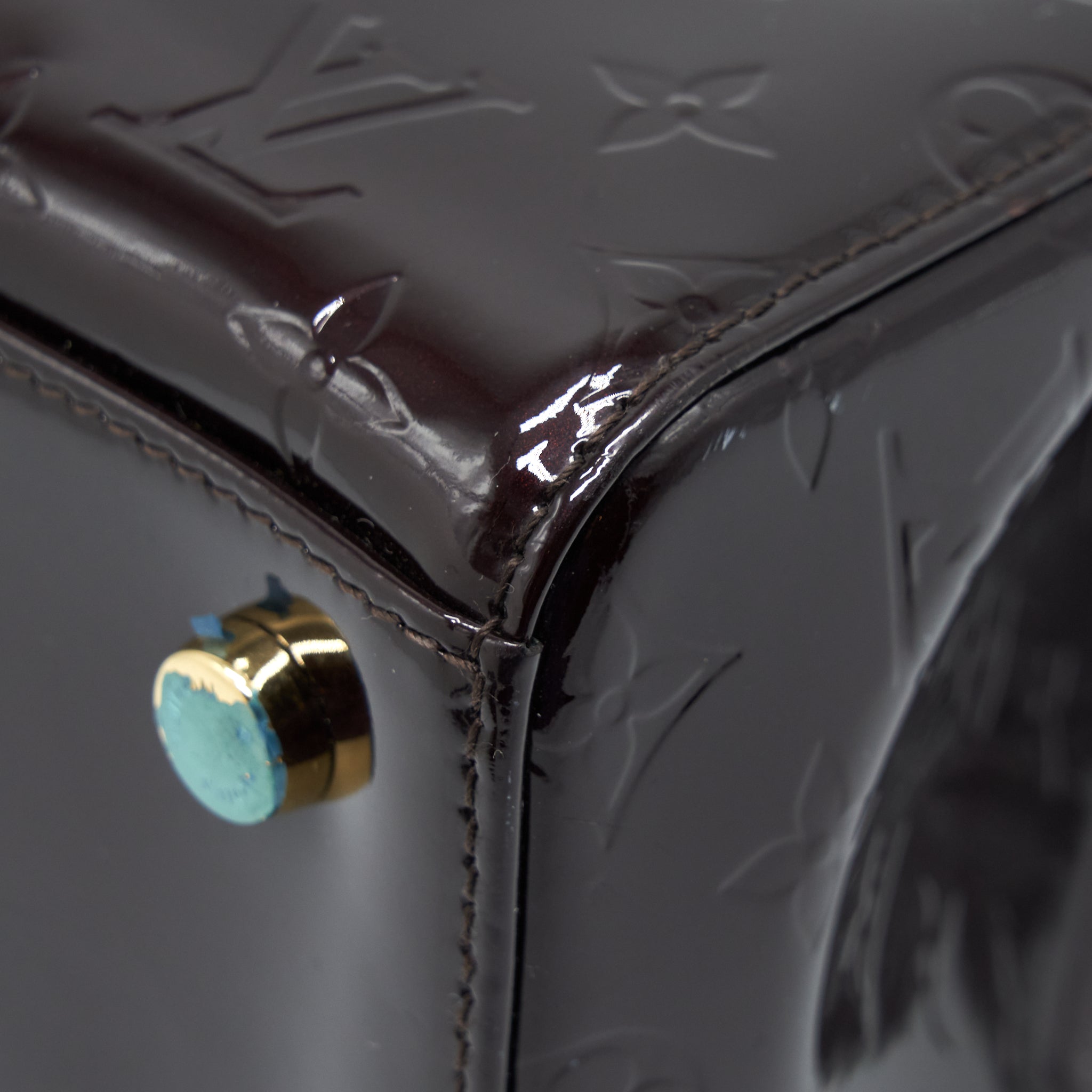 LOUIS VUITTON AMARANTE MONOGRAM VERNIS BREA MM BAG GHW