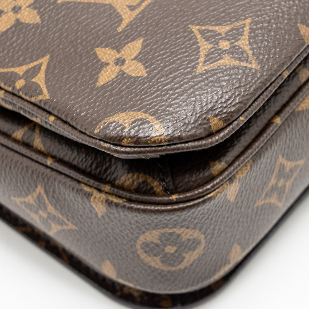 LOUIS VUITTON POCHETTE MÉTIS MONOGRAM CANVAS GHW