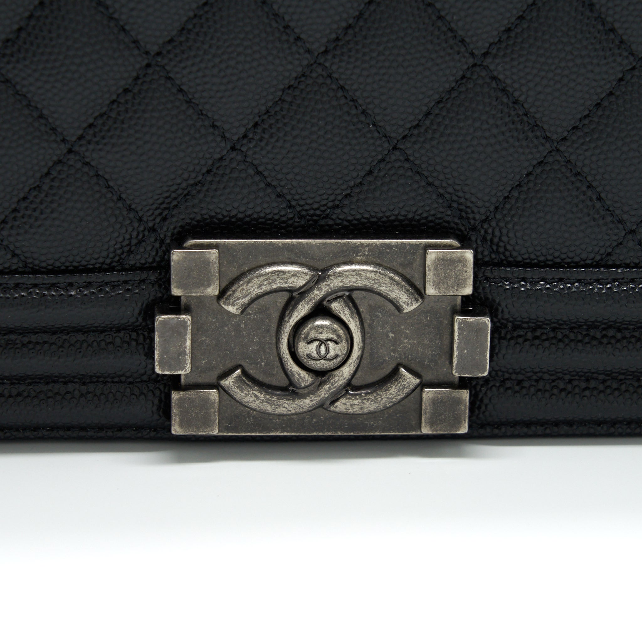 CHANEL MEDIUM BOY BAG CAVIAR BLACK WITH RUTHENIUM SLIVER HARDWARE