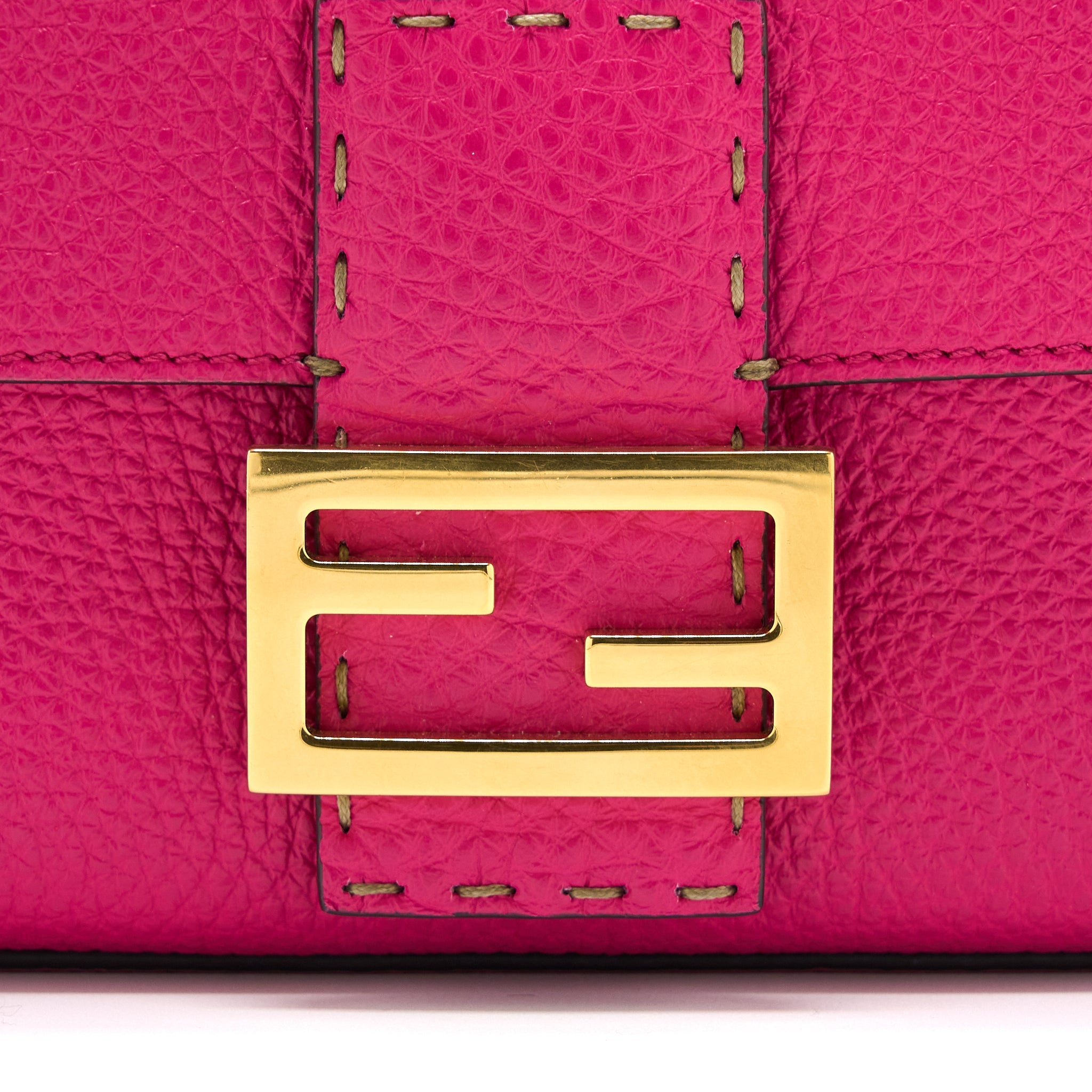FENDI BAGUETTE BAG CALFSKIN PINK GHW