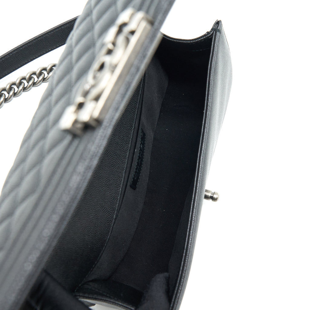 CHANEL MEDIUM BOY BAG CAVIAR BLACK WITH RUTHENIUM SLIVER HARDWARE