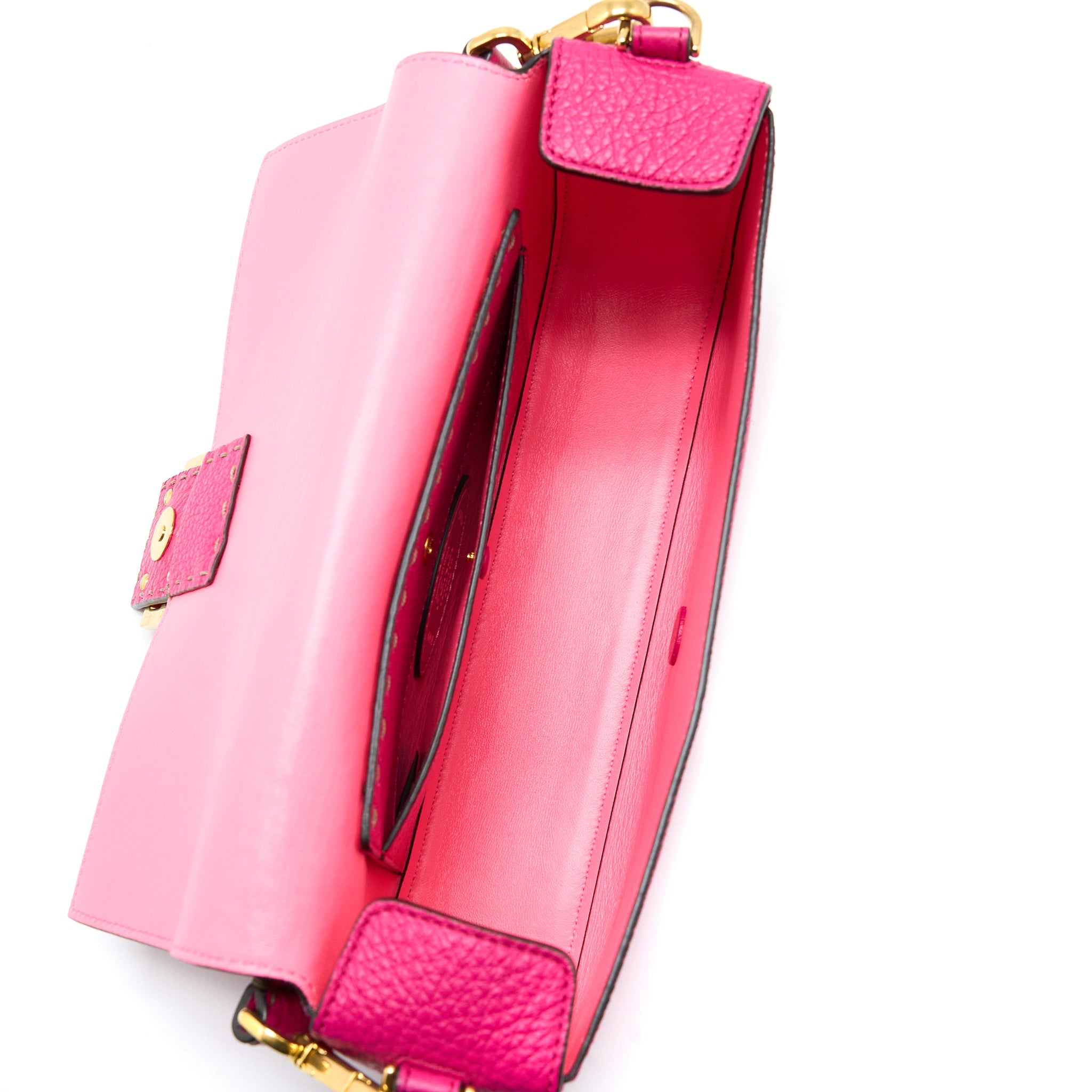 FENDI BAGUETTE BAG CALFSKIN PINK GHW