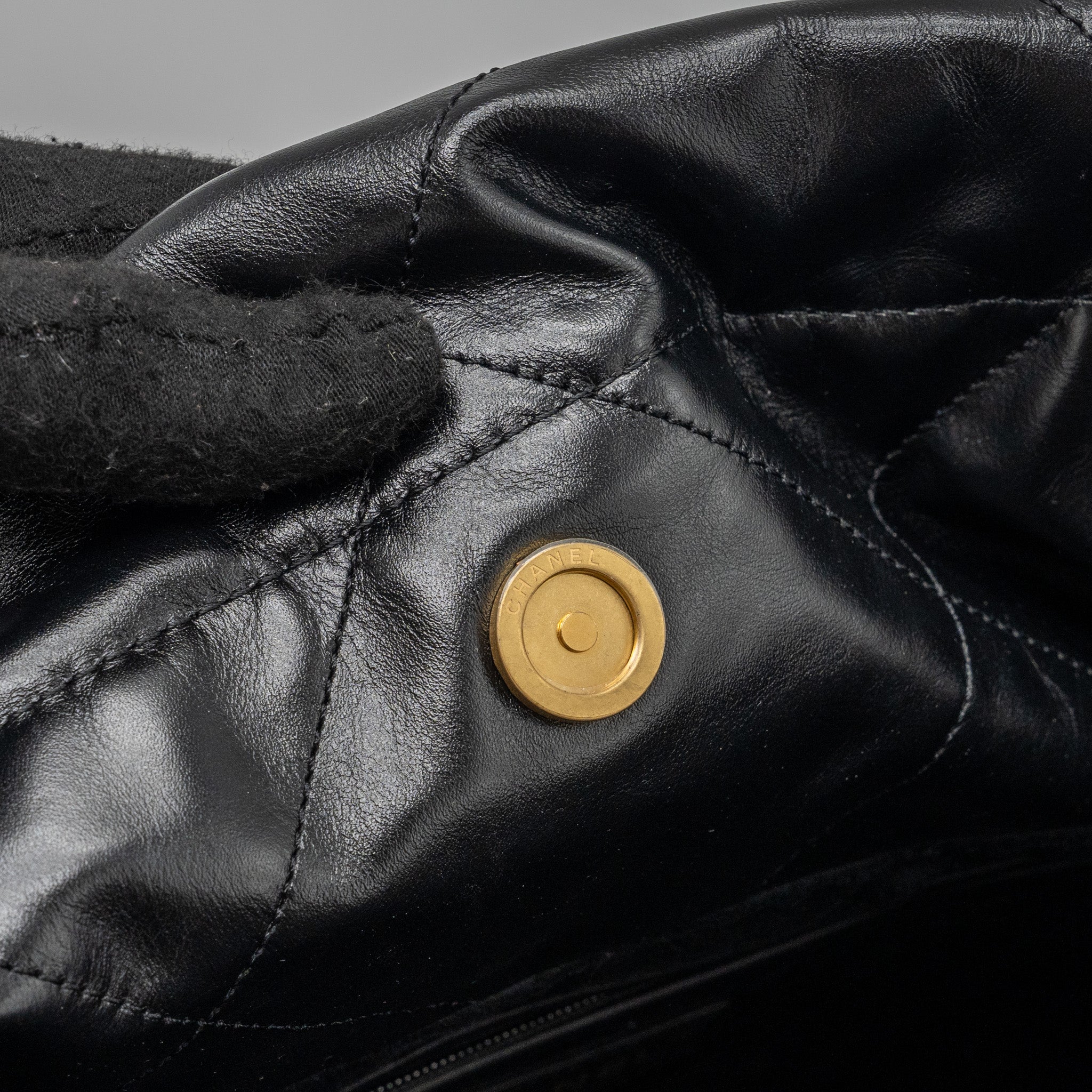 CHANEL SMALL 22 BAG GOLD LETTER SHINY CALFSKIN BLACK GHW (MICROCHIP)