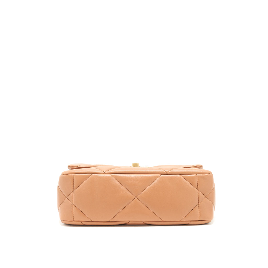 CHANEL 21K SMALL 19 FLAP BAG LAMBSKIN CARAMEL GHW(MICROCHIP)