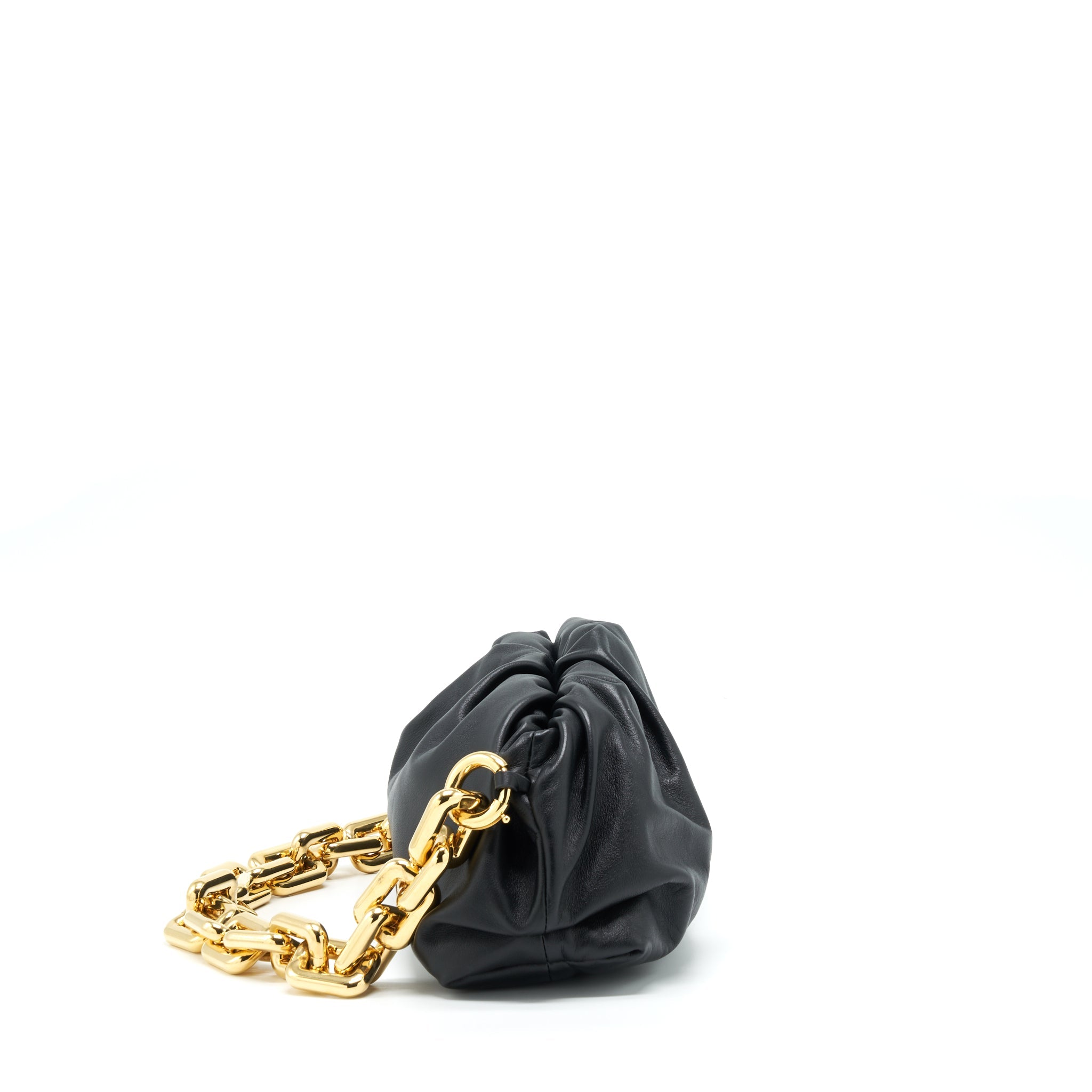 BOTTEGA VENETA CHAIN POUCH CALFSKIN BLACK GHW