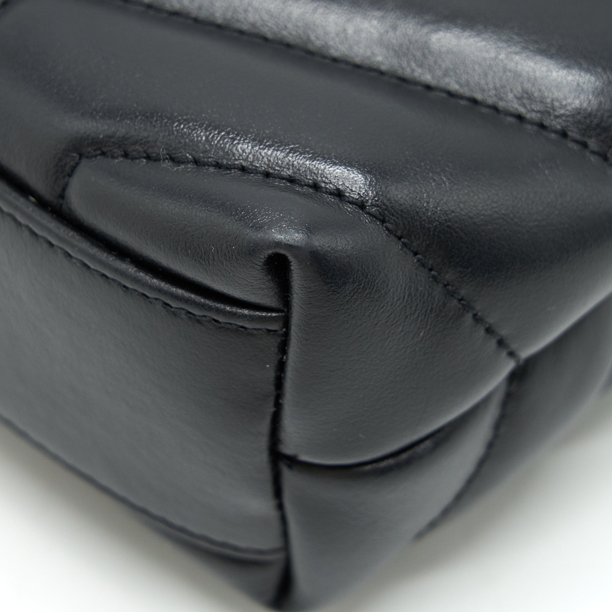 SAINT LAURENT LOU LOU TOY BAG BLACK SHW