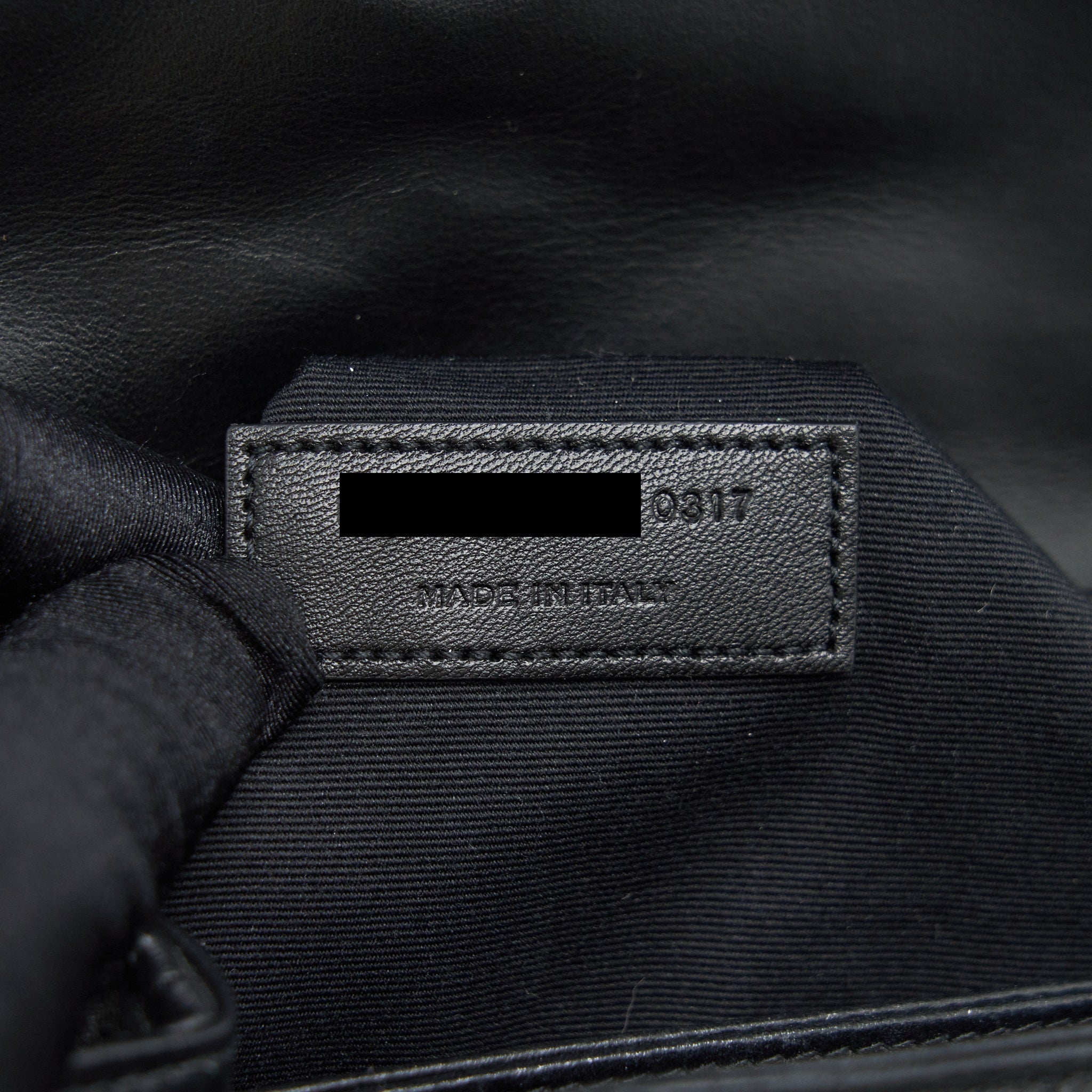 SAINT LAURENT LOU LOU TOY BAG BLACK SHW