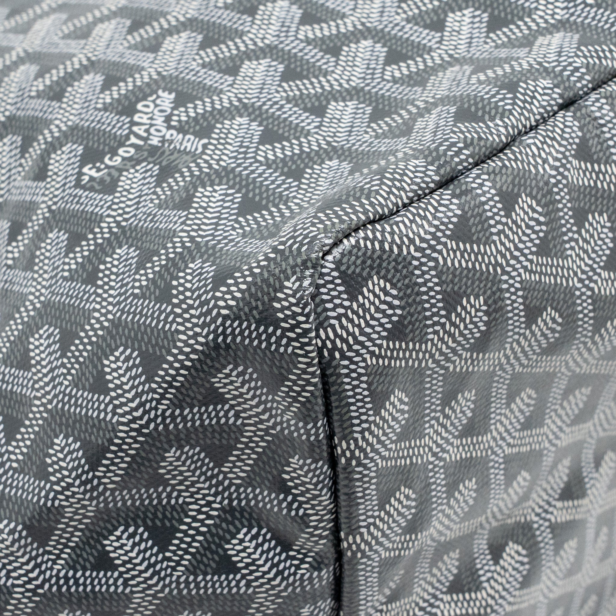 GOYARD SAINT LOUIS GM TOTE BAG GOYARDINE CANVAS / LEATHER GREY