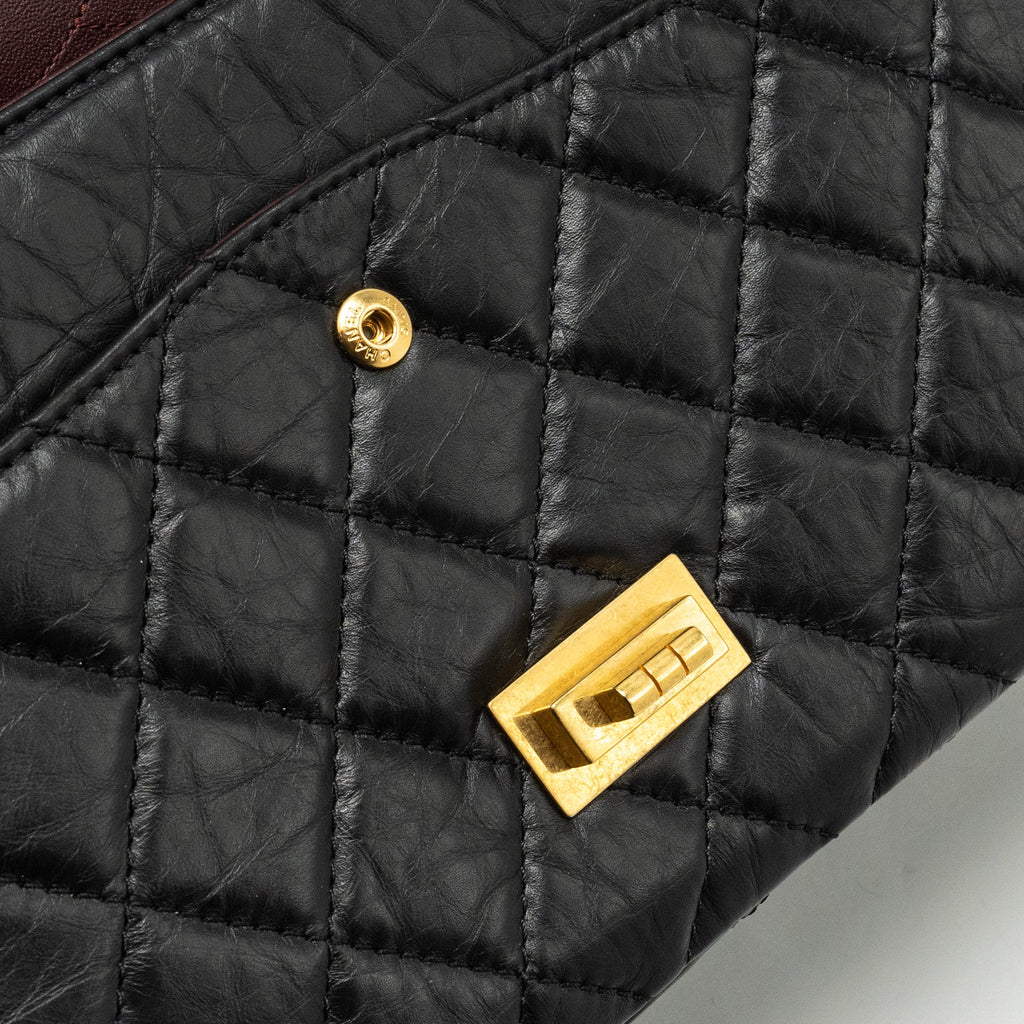 CHANEL MAXI 2.55 REISSUE FLAP BAG AGED CALFSKIN BLACK GHW