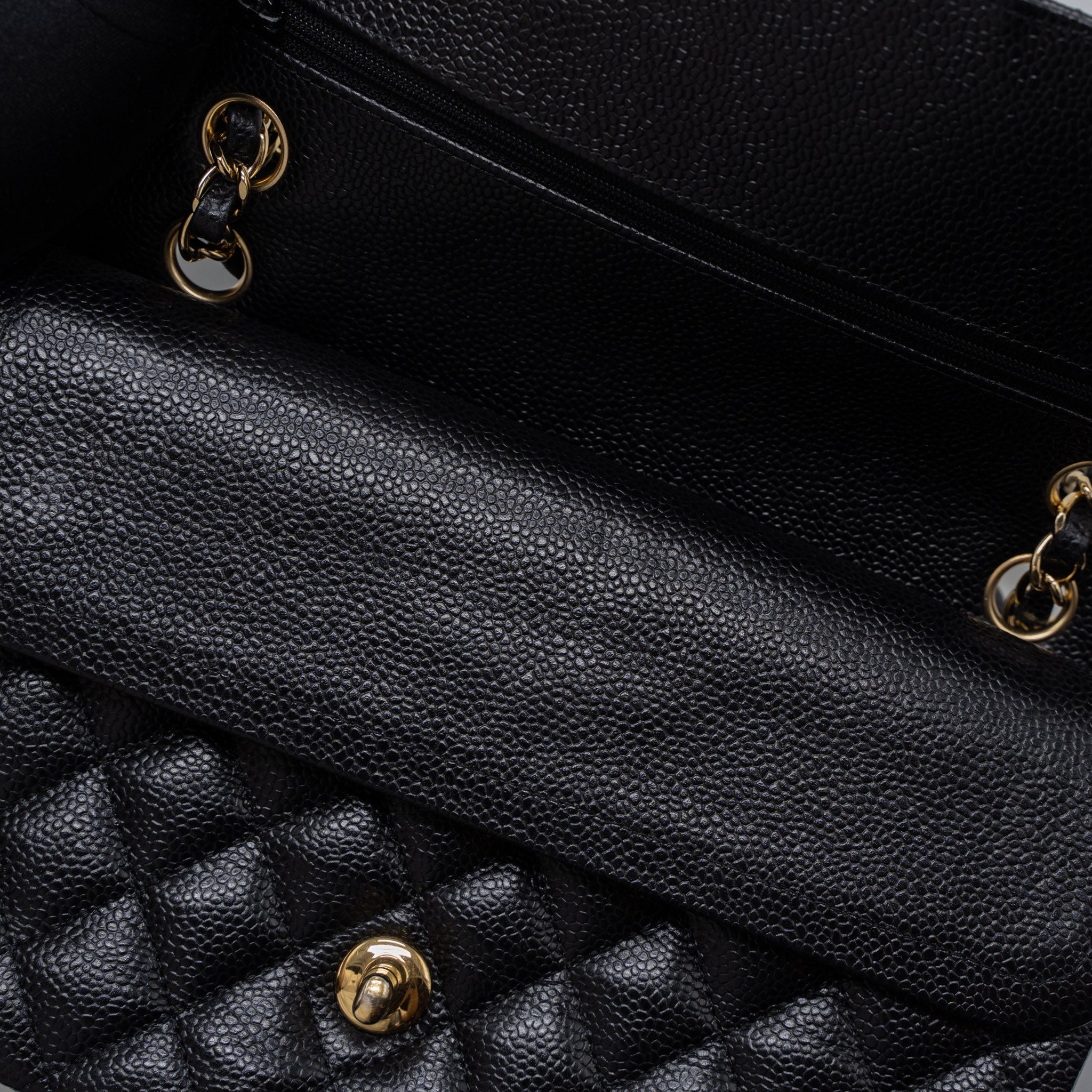 CHANEL MEDIUM CLASSIC DOUBLE FLAP BAG CAVIAR BLACK GHW