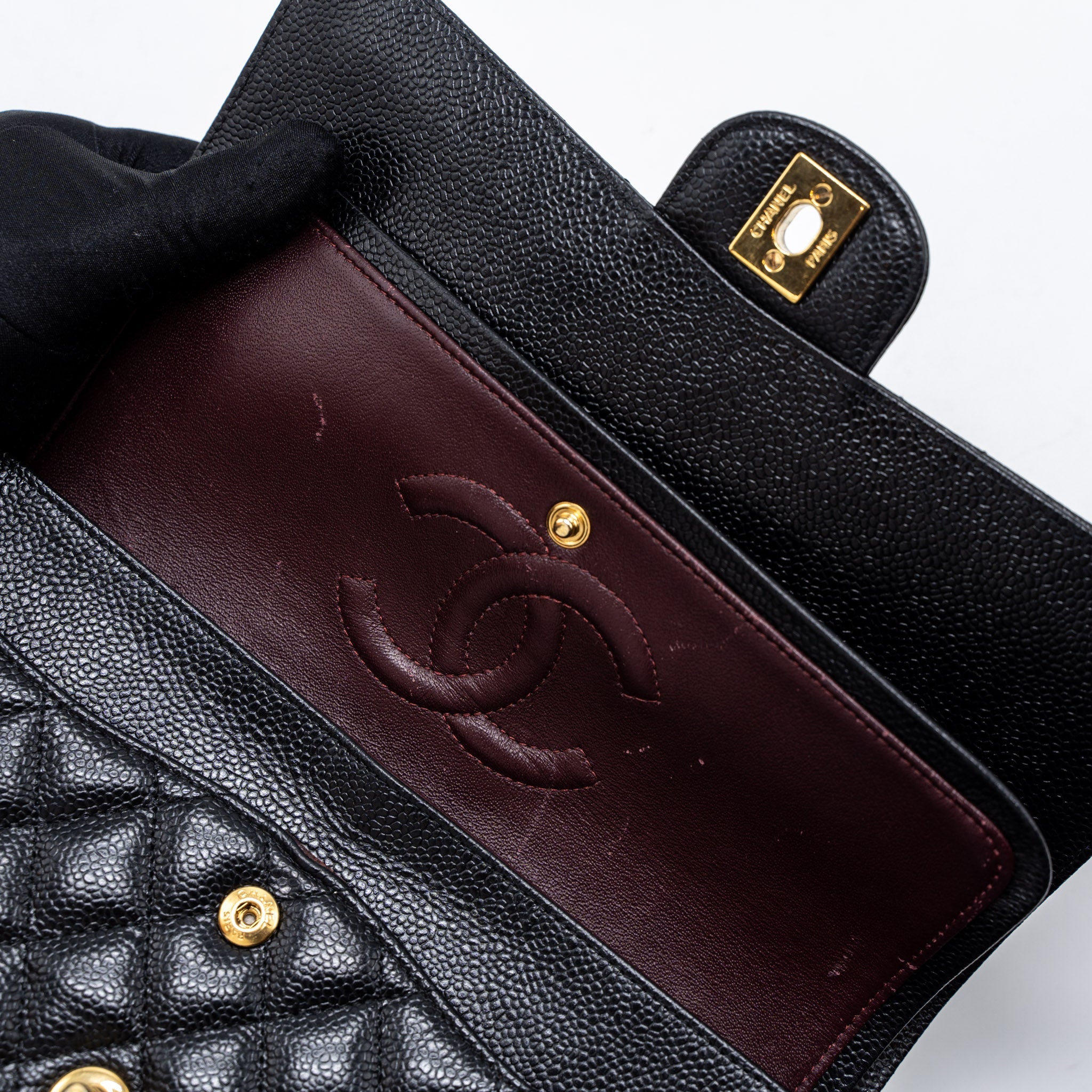 CHANEL MEDIUM CLASSIC DOUBLE FLAP BAG CAVIAR BLACK GHW