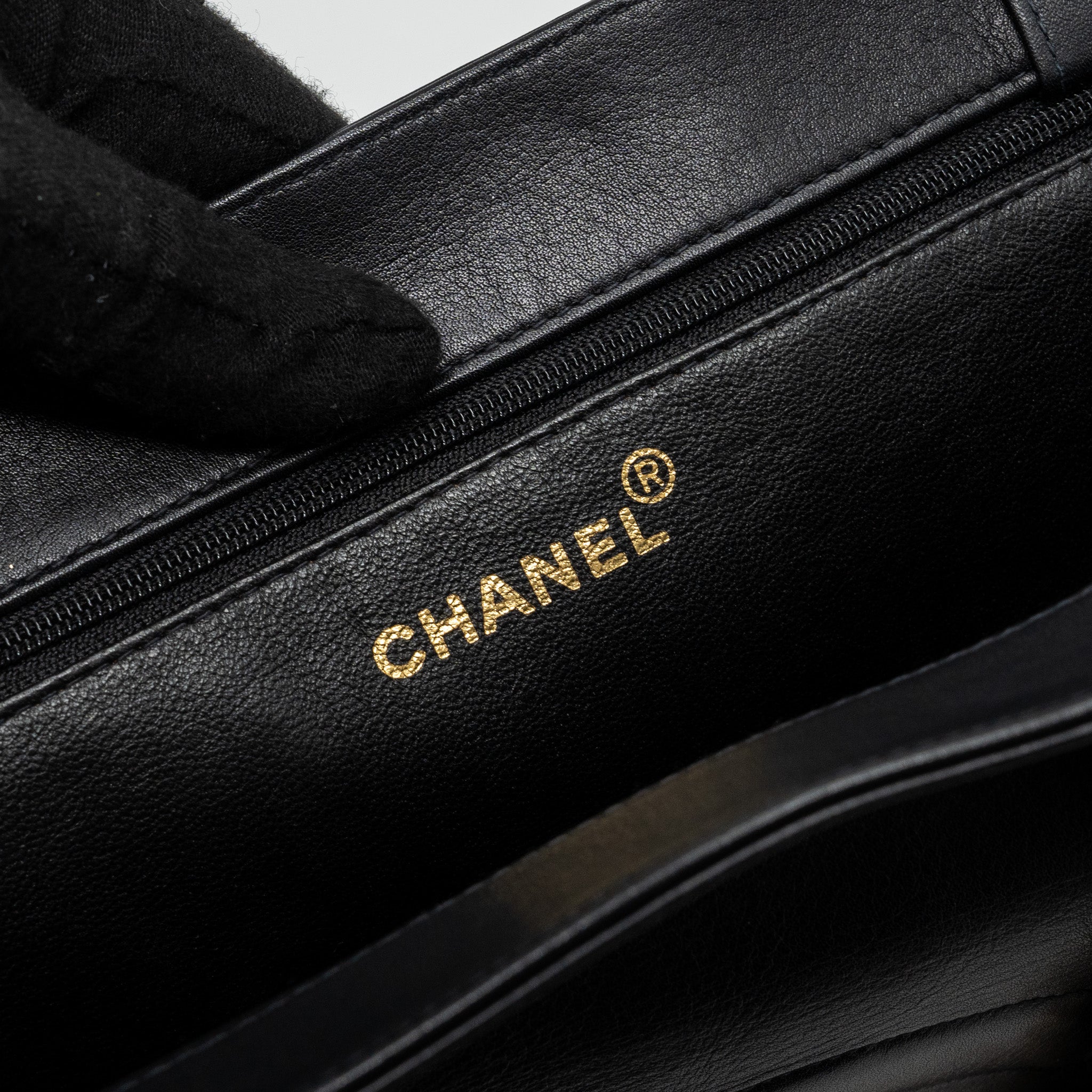 CHANEL VINTAGE TOTE BAG CALFSKIN BLACK GHW