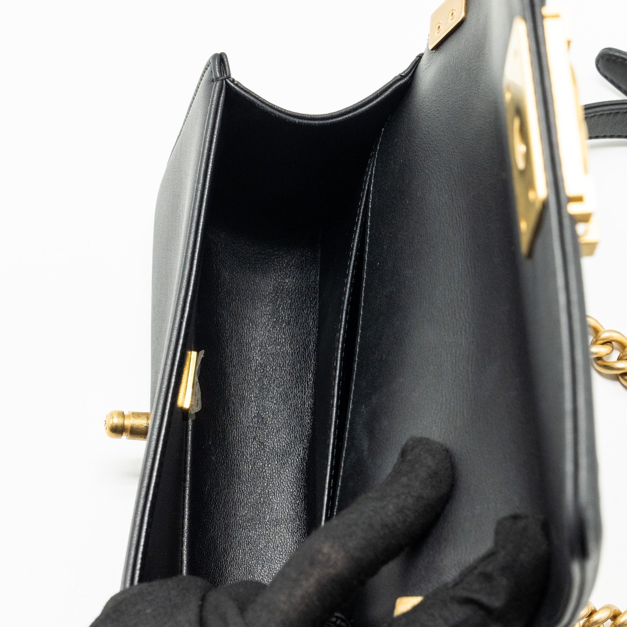 CHANEL SMALL BOY BAG CALFSKIN BLACK GHW (MICROCHIP)
