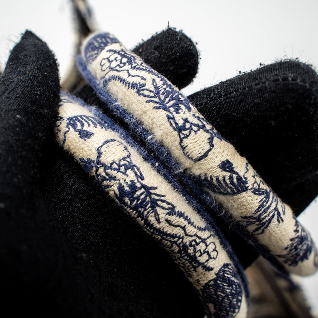 DIOR MEDIUM BOOK TOTE BLUE TOILE DE JOUY EMBROIDERY