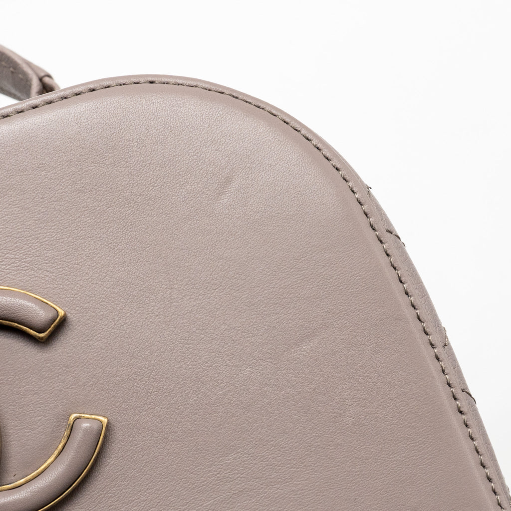 CHANEL COCO CURVE VANITY BAG WITH TOP HANDLE CALFSKIN GREY GHW