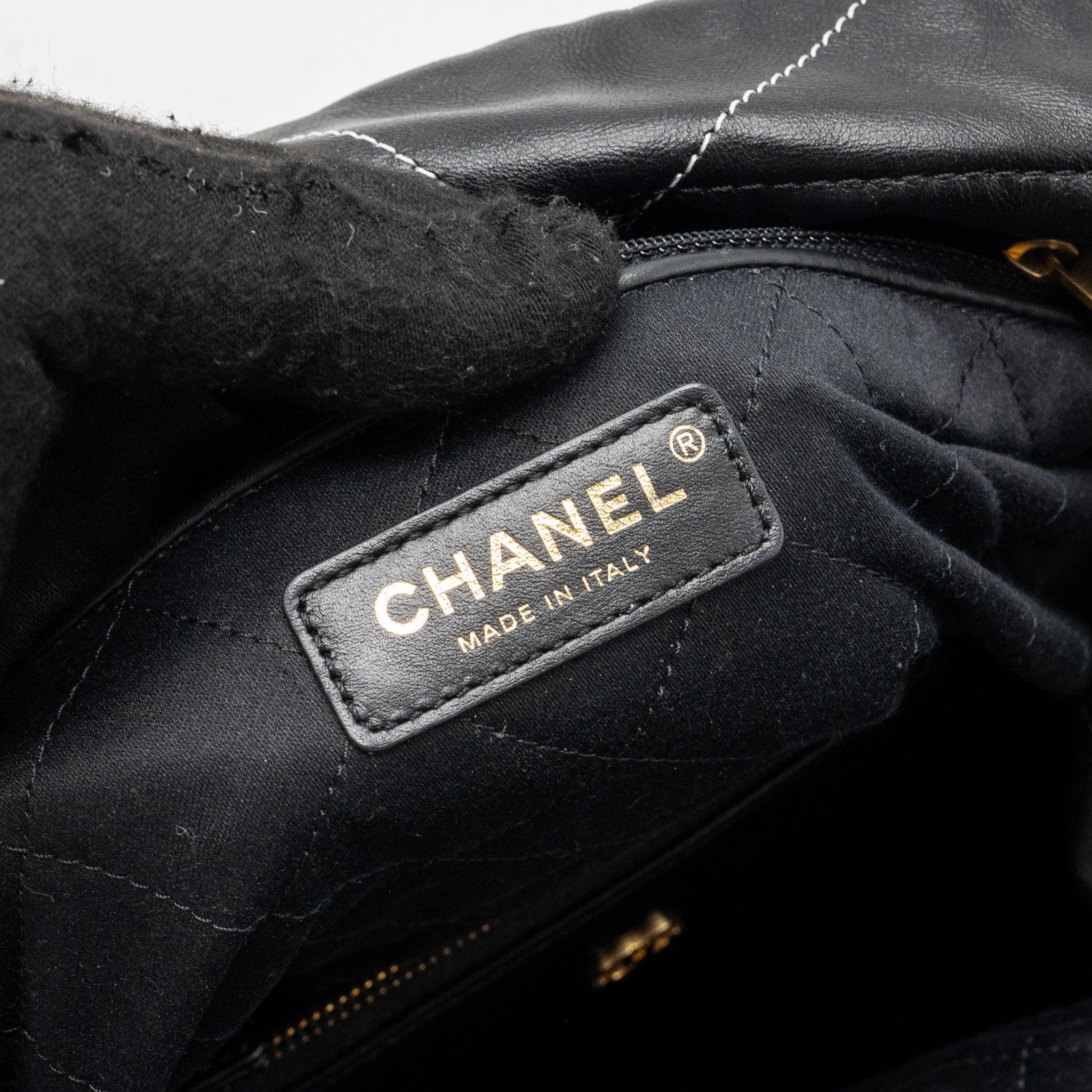 CHANEL MEDIUM 22 BAG SHINY CALFSKIN BLACK WITH WHITE STITCHING GOLD LETTER GHW (MICROCHIP)