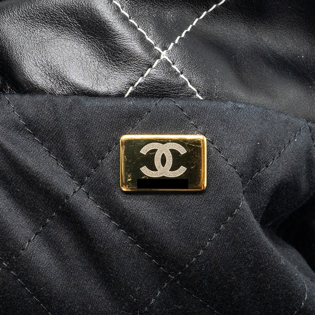 CHANEL MEDIUM 22 BAG SHINY CALFSKIN BLACK WITH WHITE STITCHING GOLD LETTER GHW (MICROCHIP)