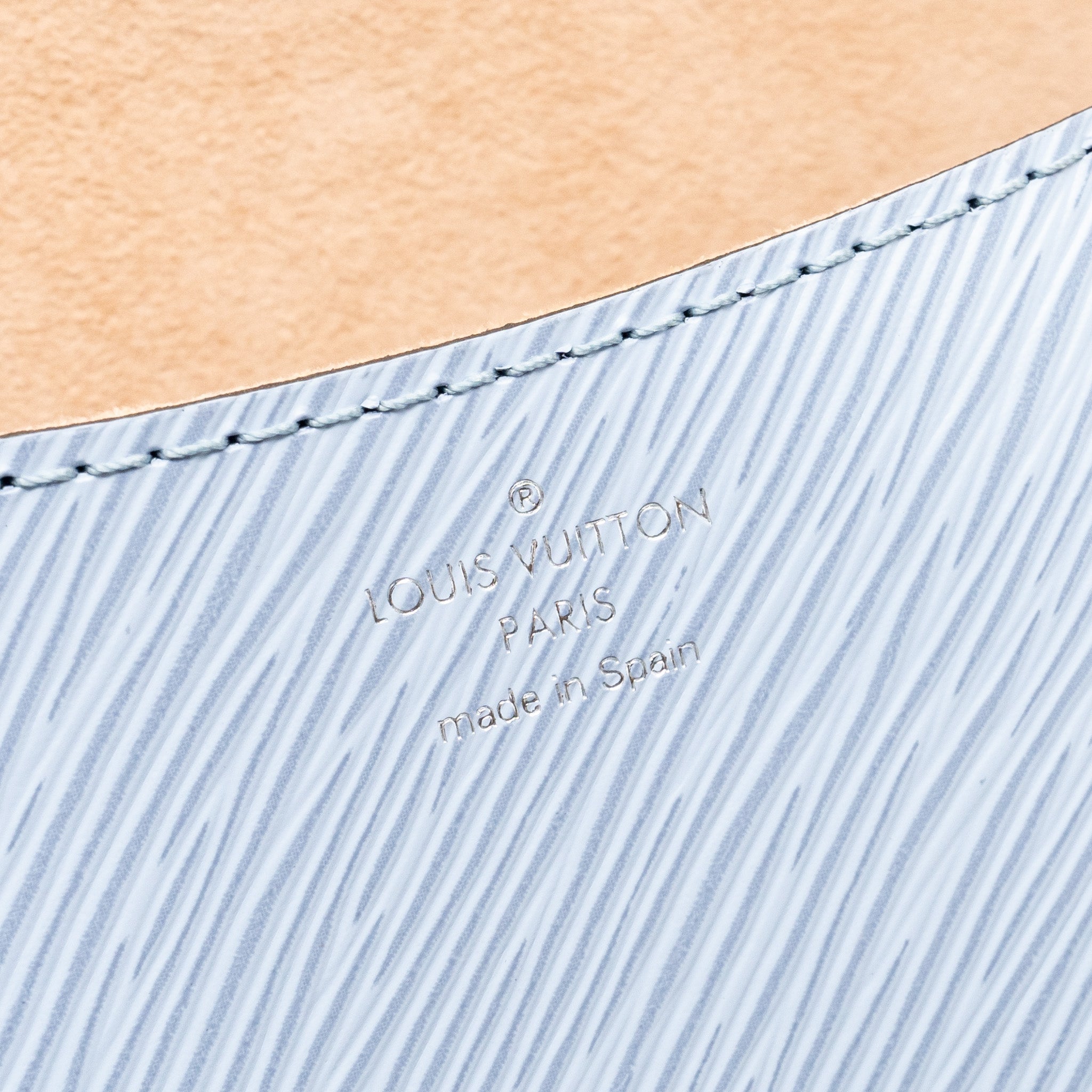 LOUIS VUITTON BUCI BAG EPI BLUE SHW