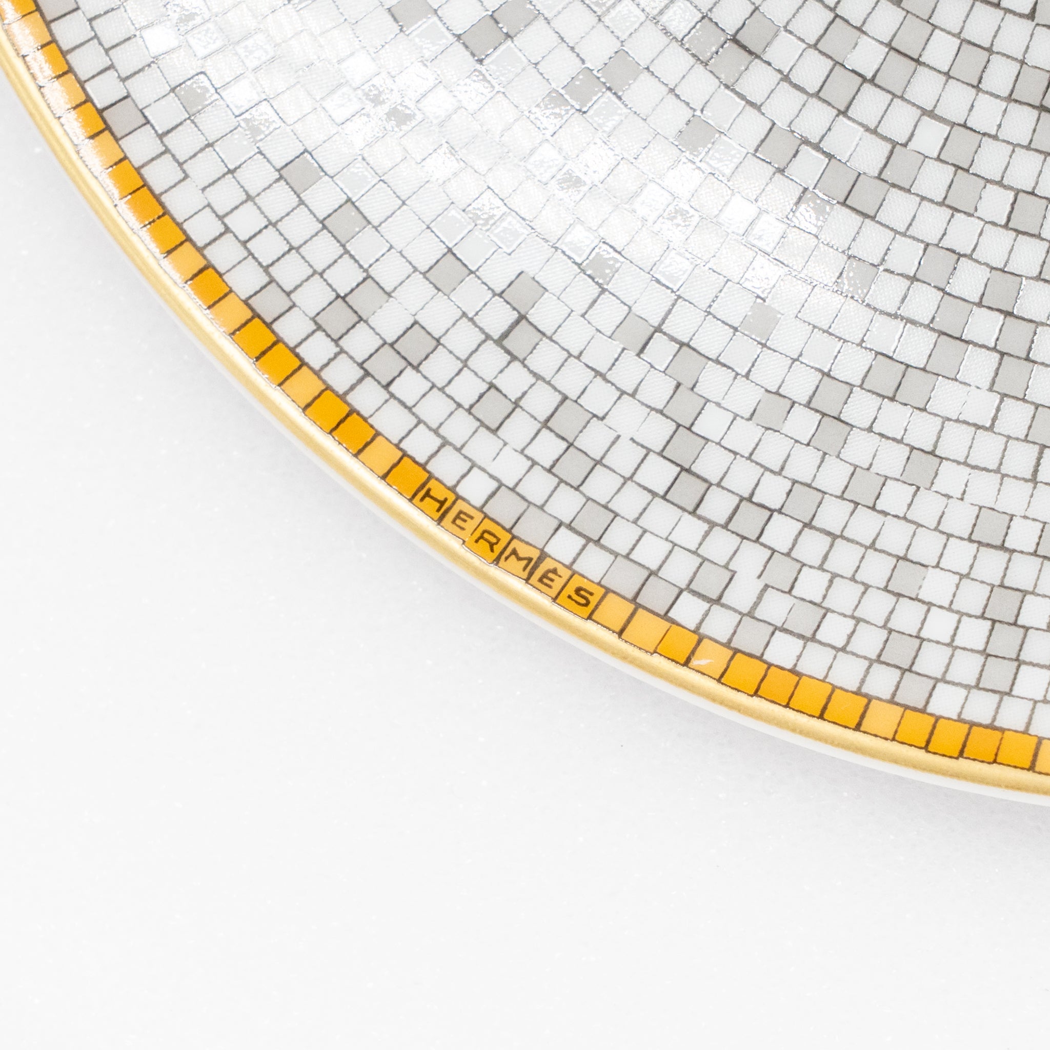 HERMES MOSAIQUE AU 24 GOLD BREAD AND BUTTER PLATES (2 IN A SET)