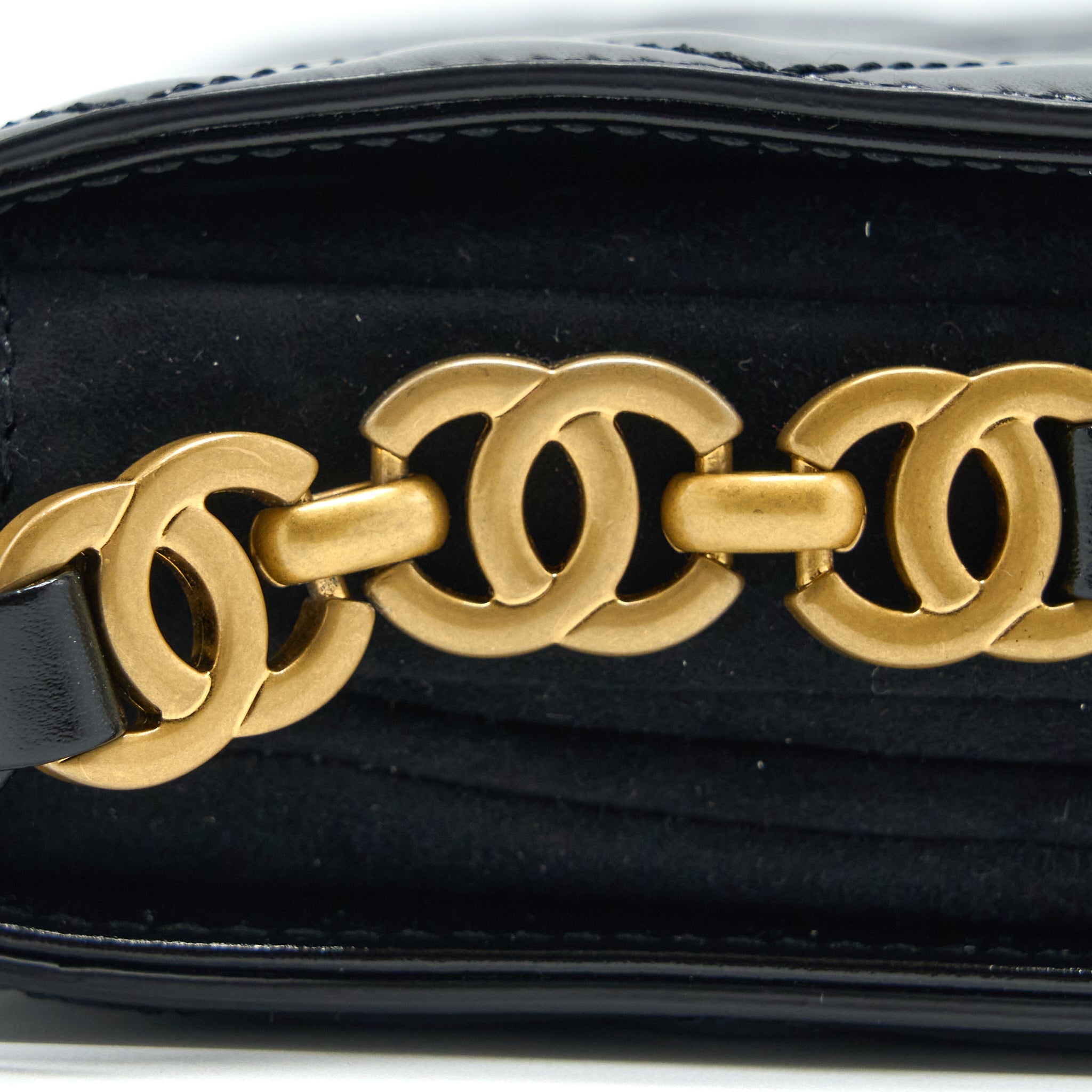 CHANEL CROSSBODY MINI FLAP BAG CC LOGO STRAP CALFSKIN BLACK BRUSHED GHW (MICROCHIP)