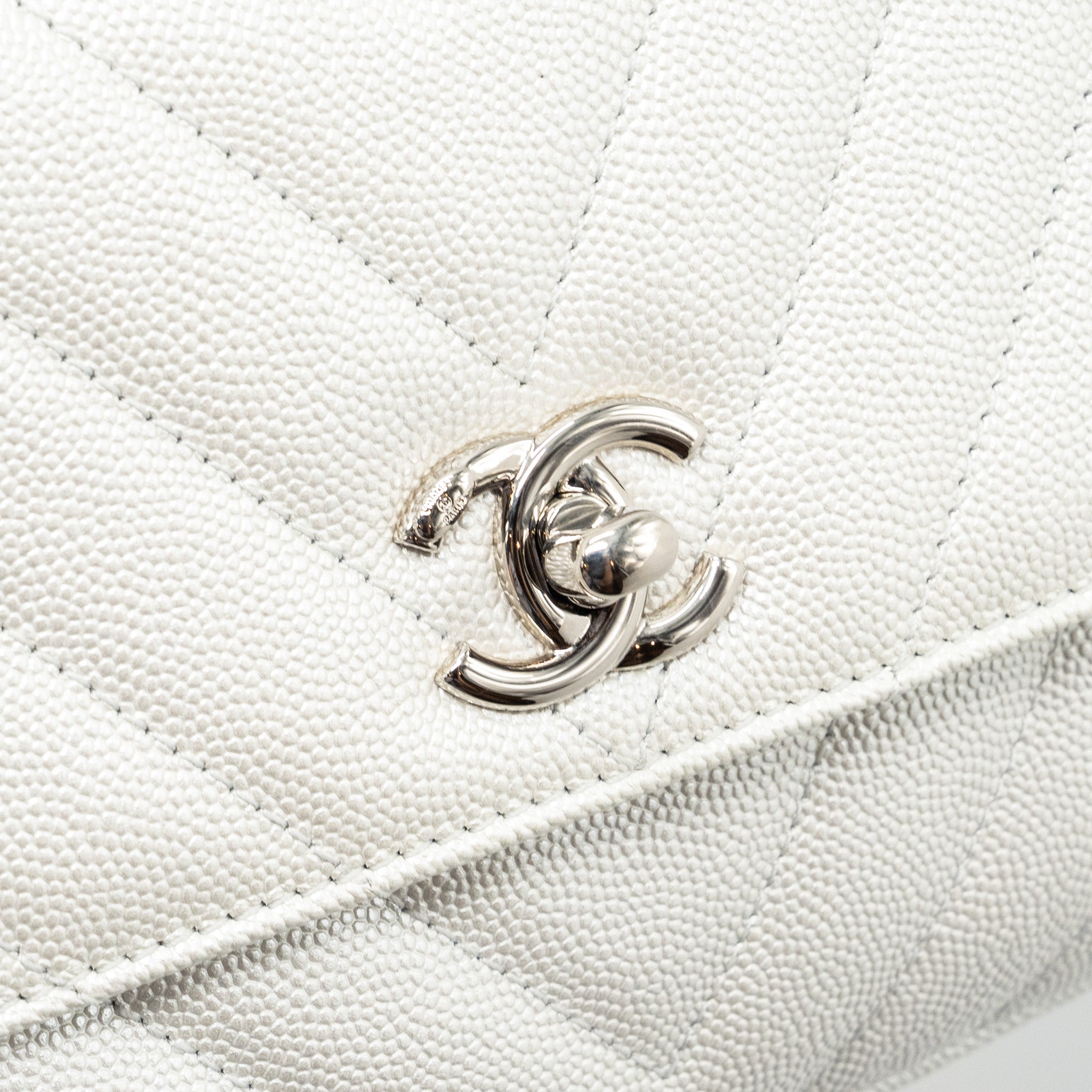 CHANEL CHEVRON SMALL COCO HANDLE CAVIAR IRIDESCENT WHITE SHW